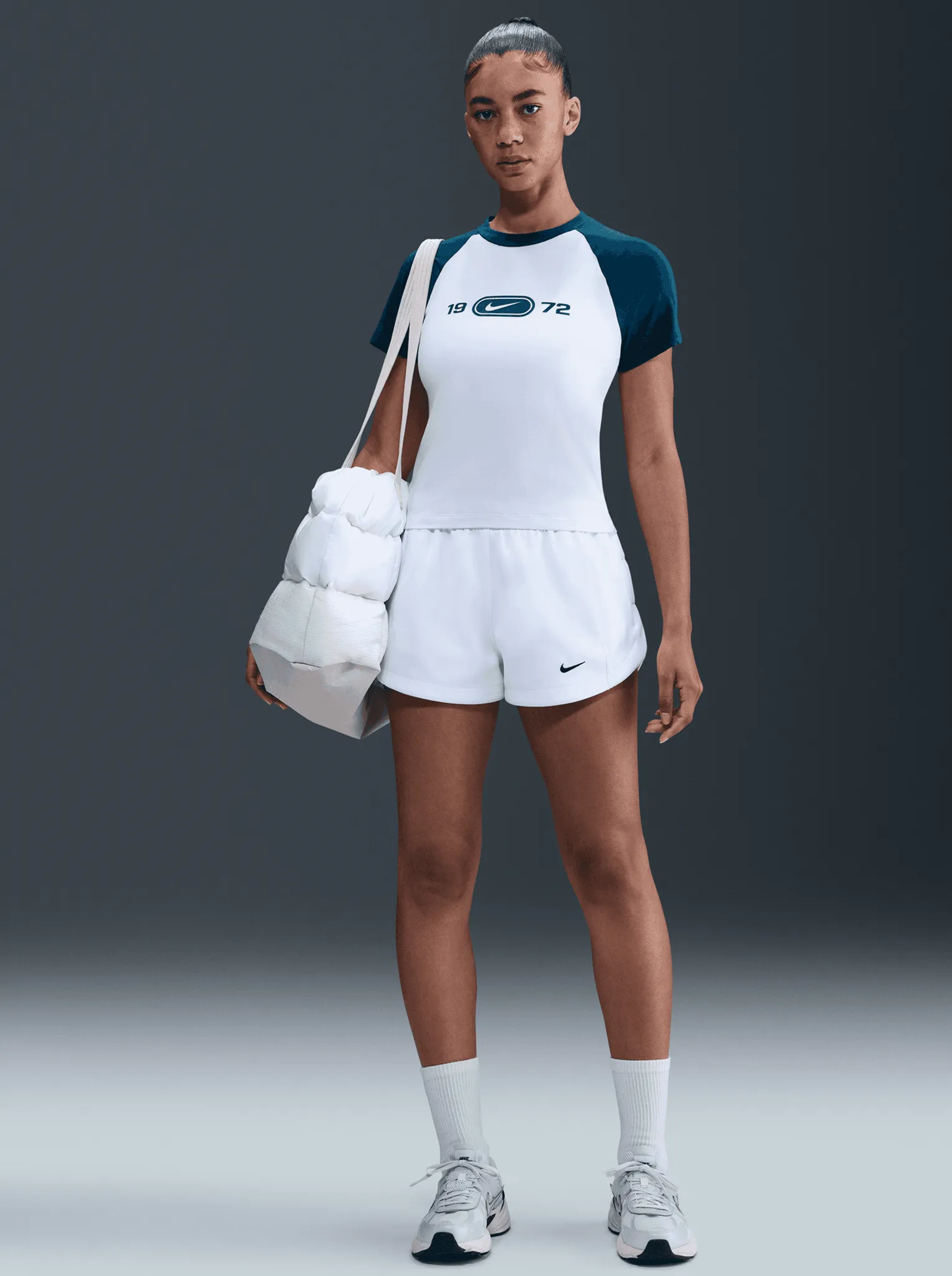 Chill Knit Slim Graphic Tee Classic Look