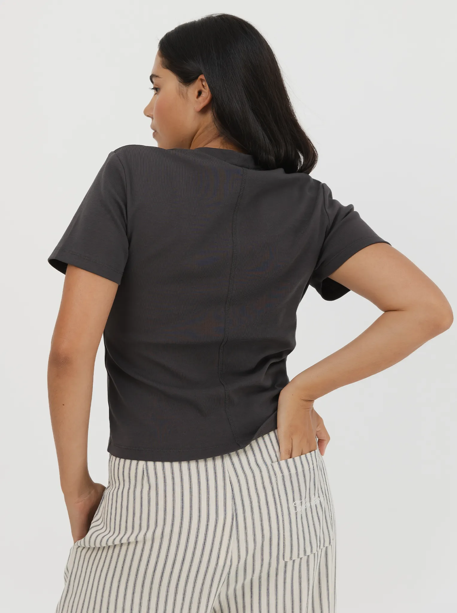 Comfy Wardrobe Striped Pattern Everyday Tee In Pepper