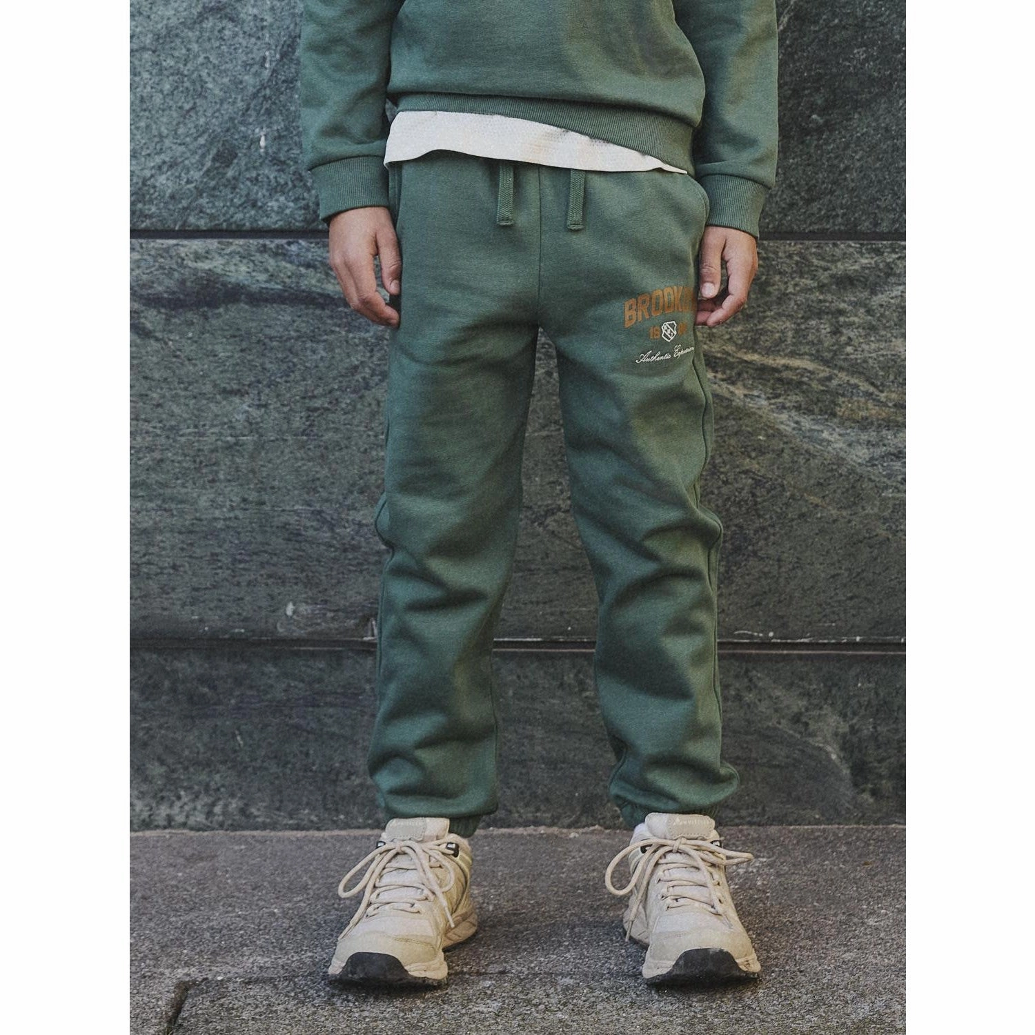 Odor Eliminating Fibers therapy Name It Garden Topiary Nkmnewi Nreg Sweat Pants Bru