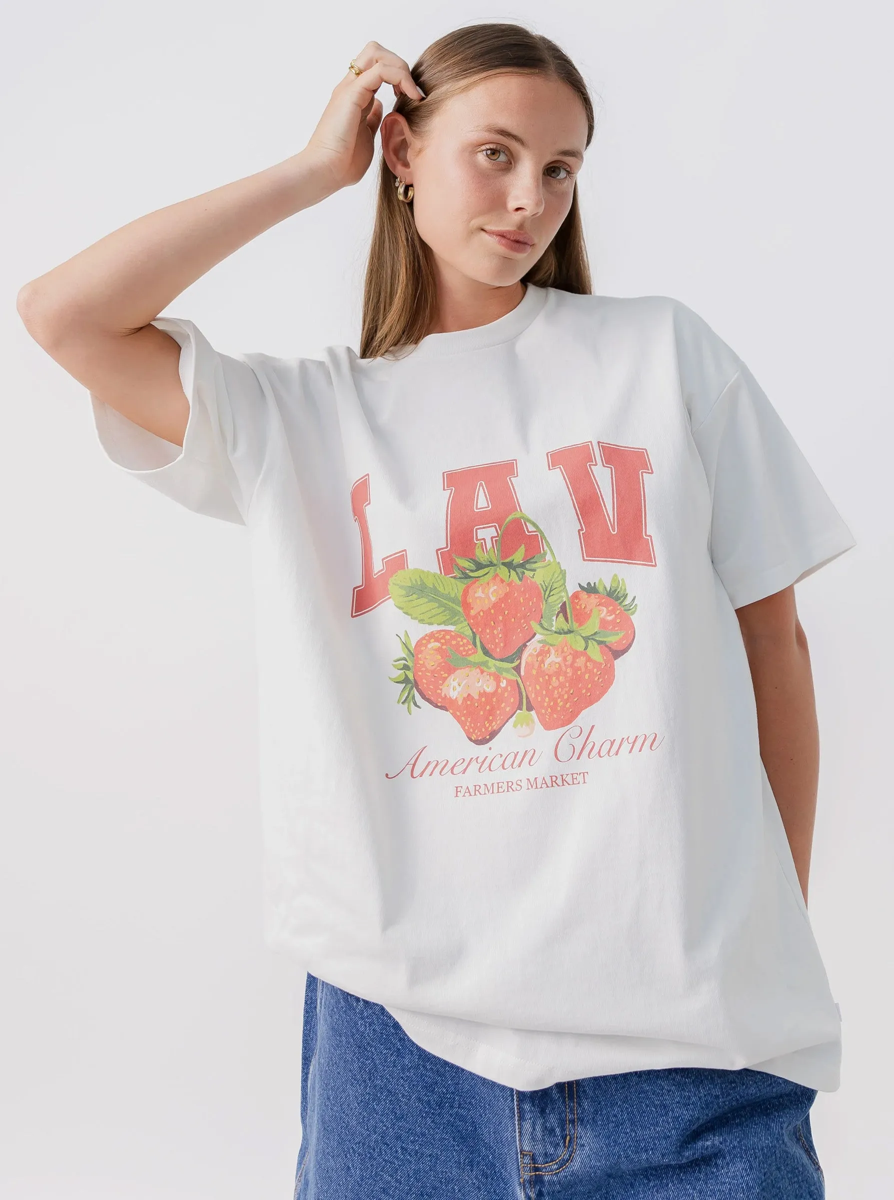 Oversized Graphic Tee Soft Finish Beach Outfit