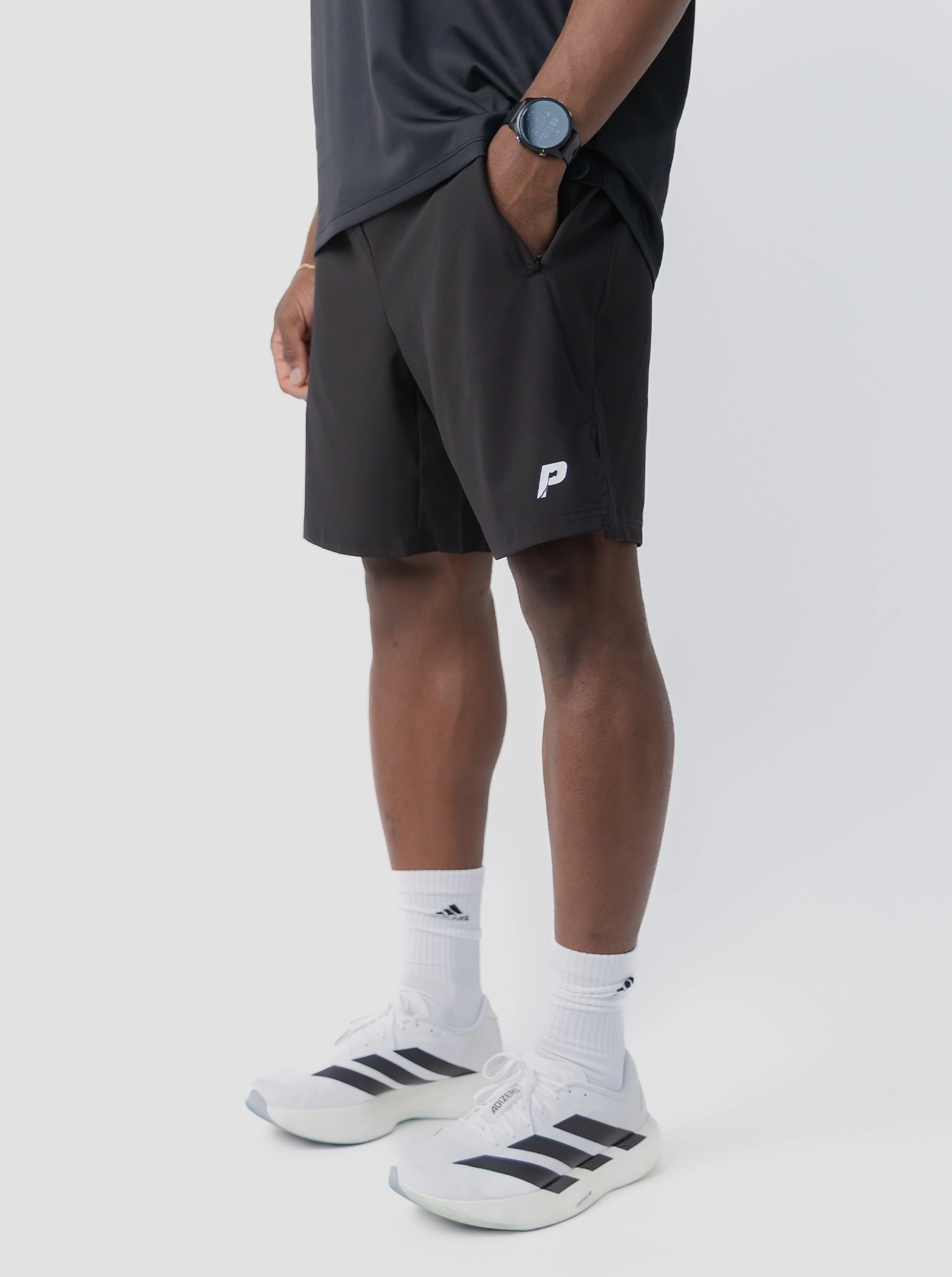 Stylish Outfit Performance Short 7"