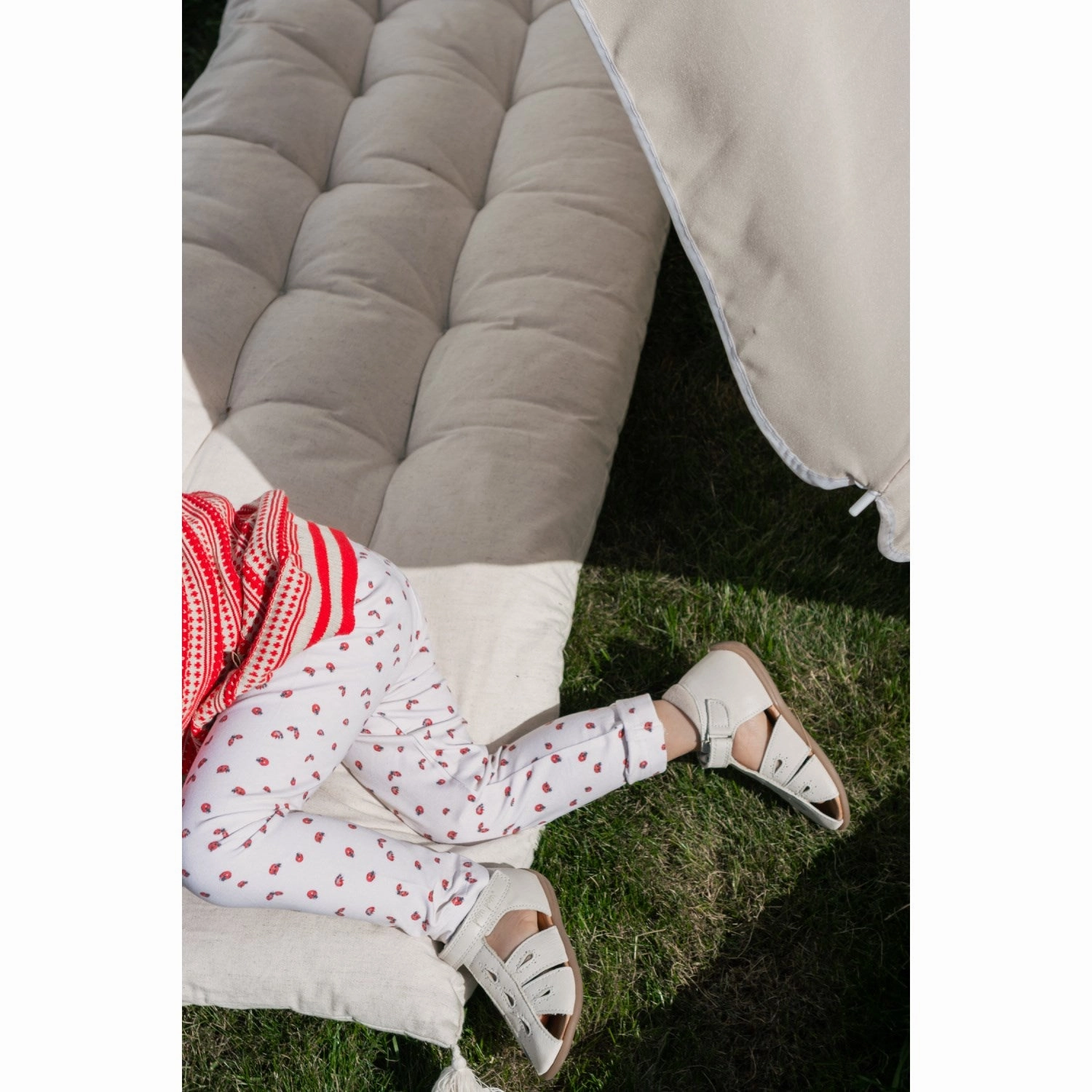 Chic Comfort Wear Flexible Layers Petit Piao? Ladybug Leggings Printed