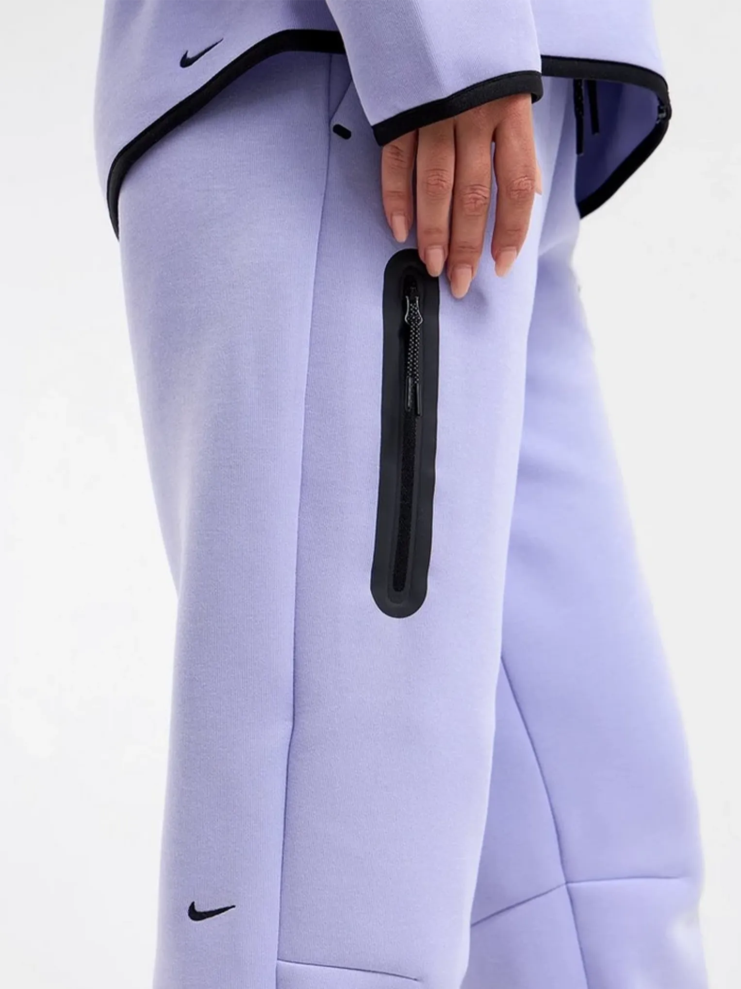 Breathable mesh lining Comfy Essentials Wear Tech Fleece Jogger Sweatpants