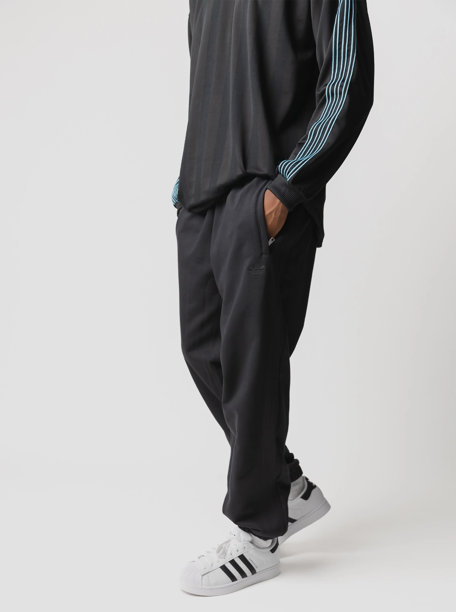 DurableConstruction Bold Waistband Premium Essentials Joggers