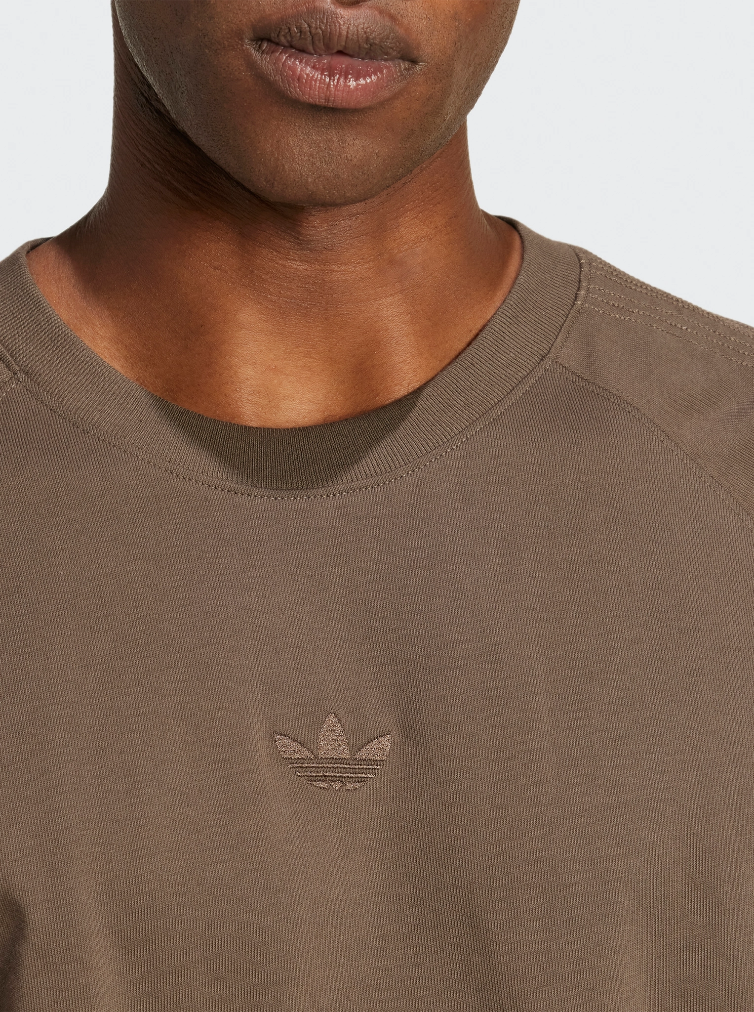 Premium Essentials T-Shirt Simple Style