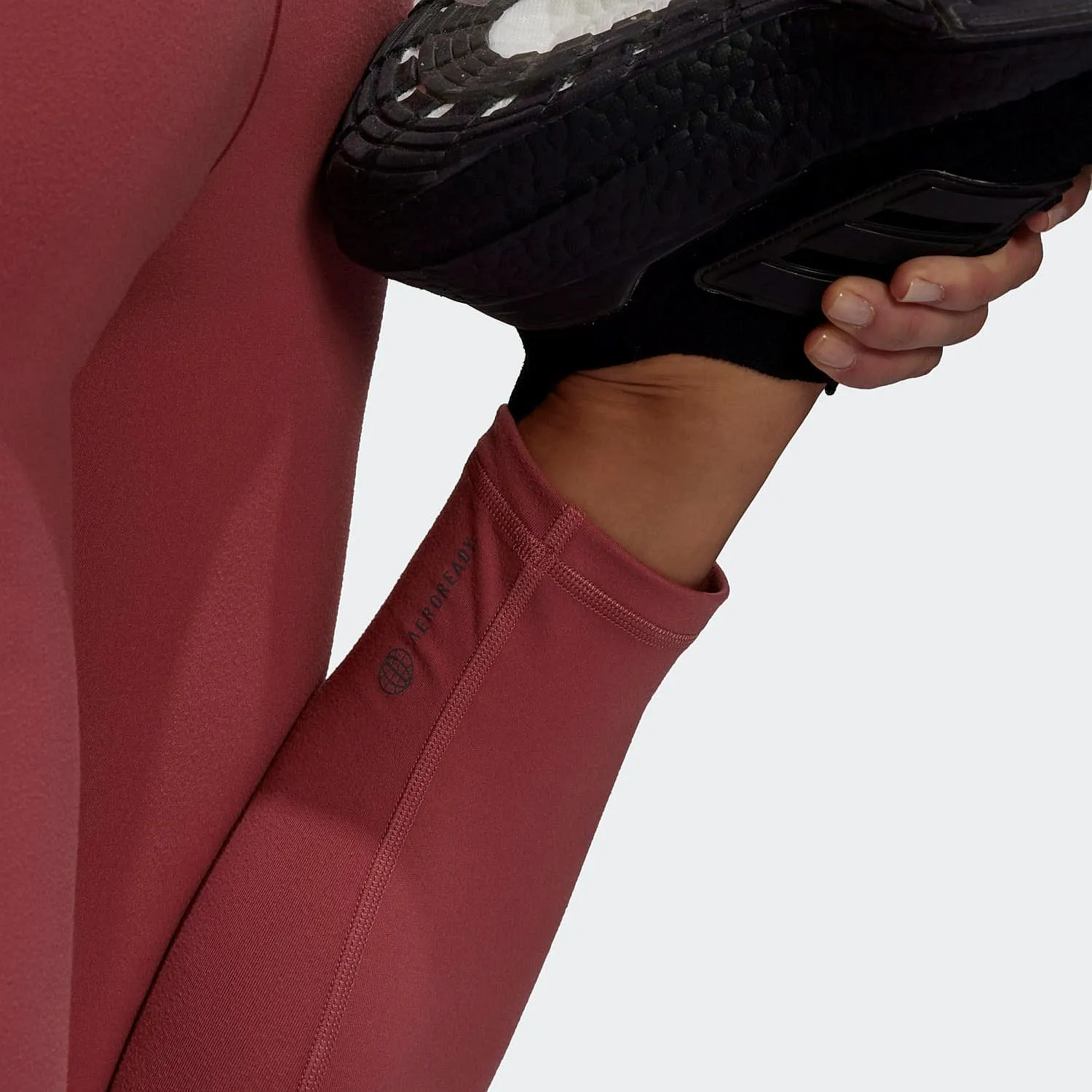 Yoga Studio 7/8 Tights athletic style