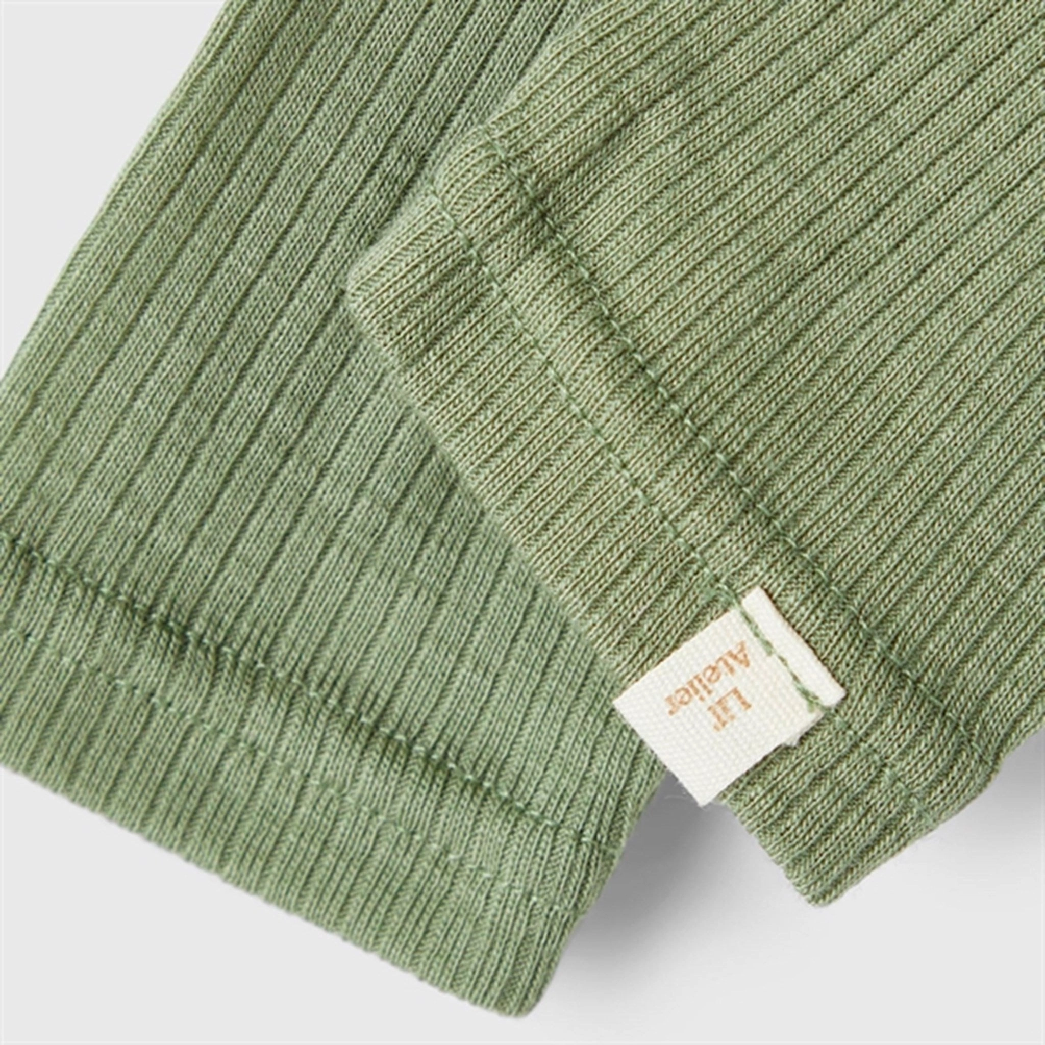 Athletic Comfort Clean Finish Lil'Atelier Oil Green Fable Slim Wool Leggings