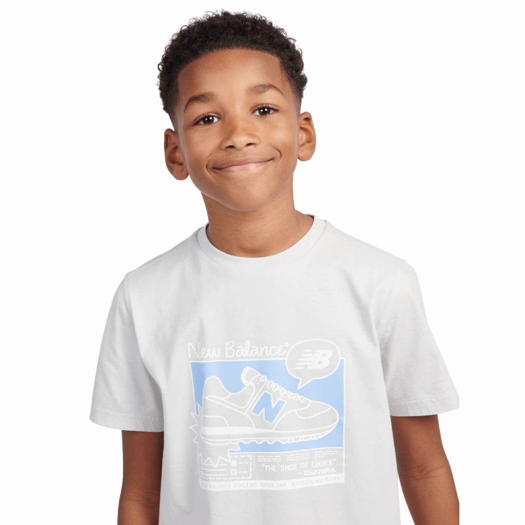 Sleek Design New Balance Sneaker T-Shirt Junior
