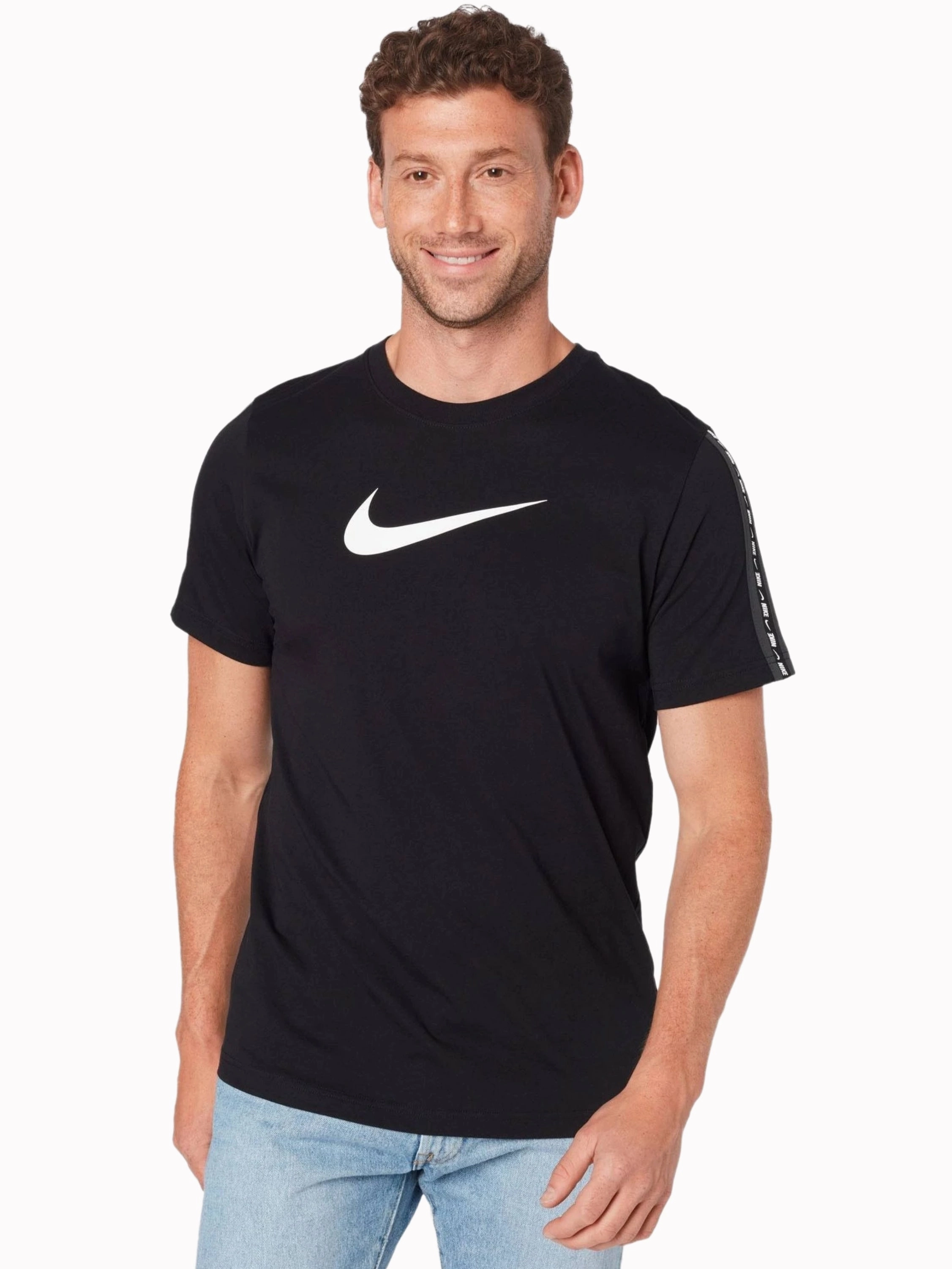 Oversized Cut Nike | Mens Repeat T-Shirt