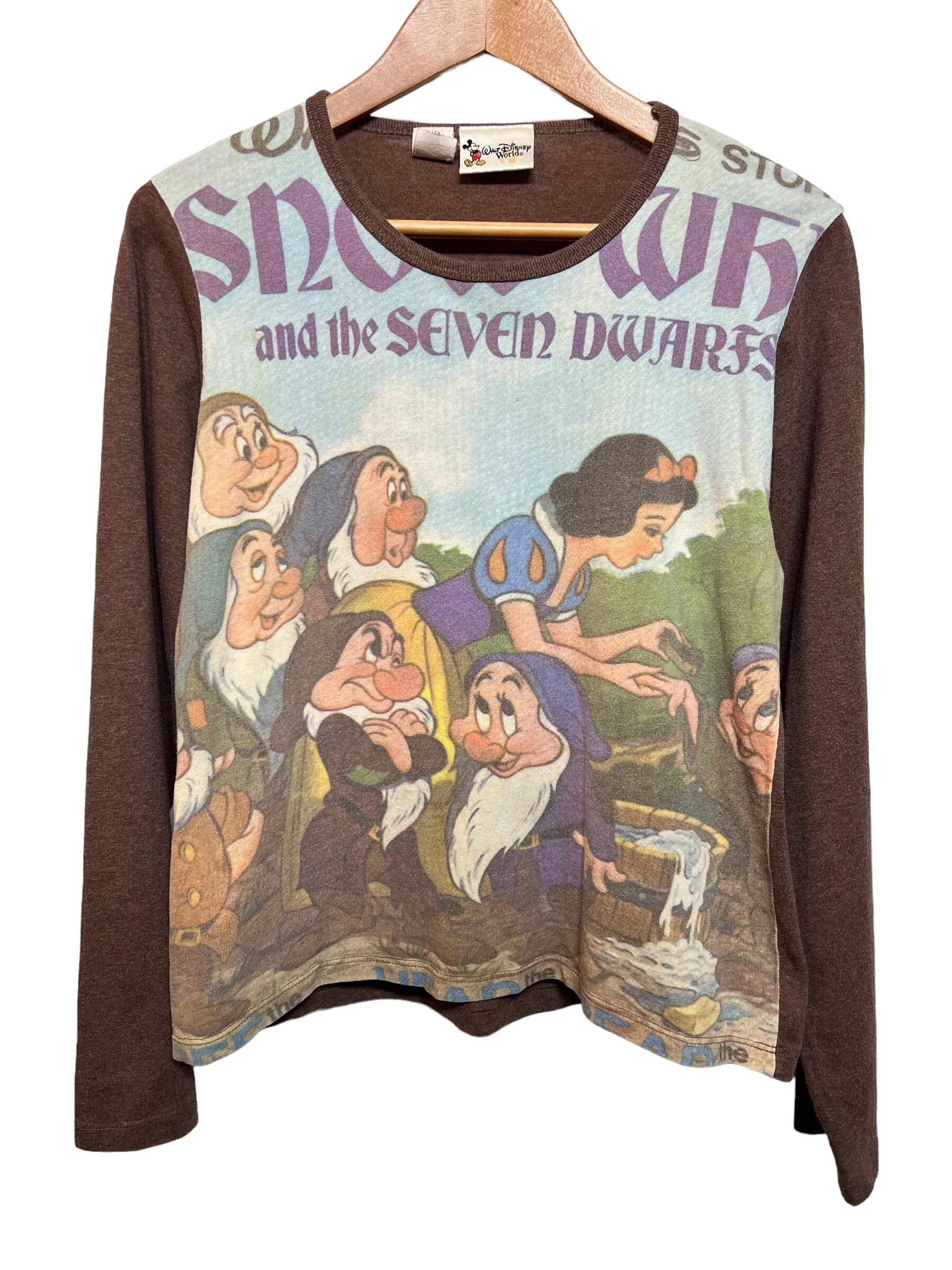 Neutral Fit Disney Snow White Women's Sweatshirt (Size M)