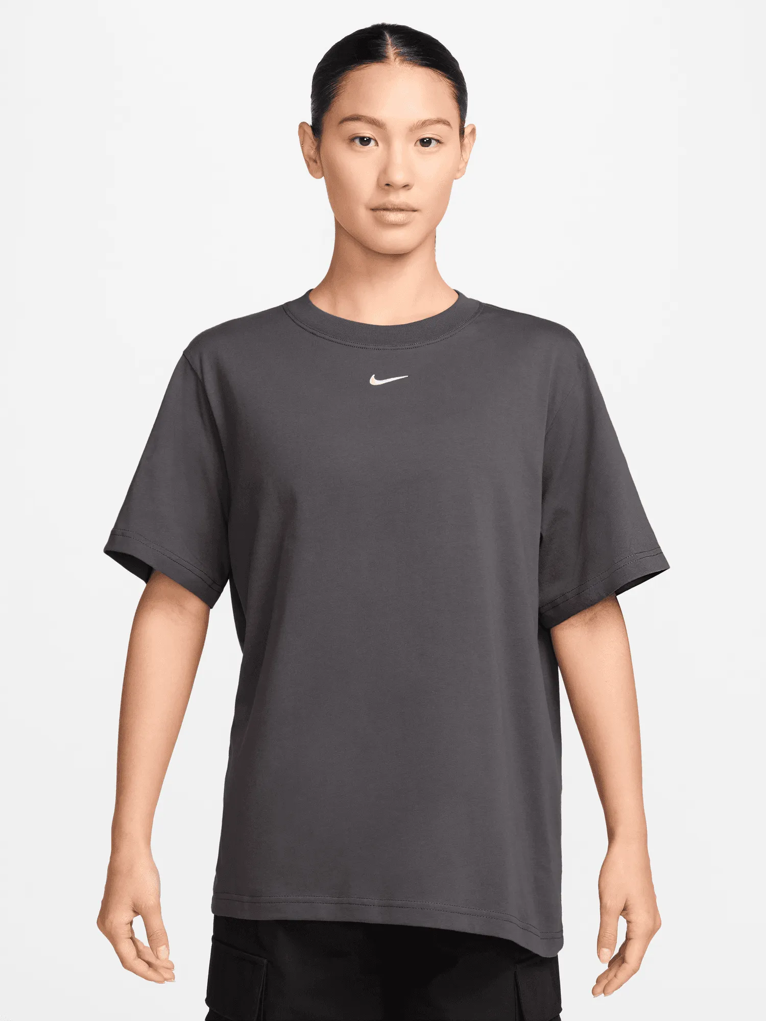 Recycled Polyester Blend VintageWashEffect Sportswear Essentials Tee