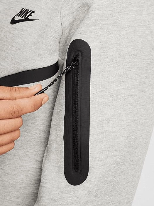 Tech Full-Zip Windrunner Hoodie Pet Friendly