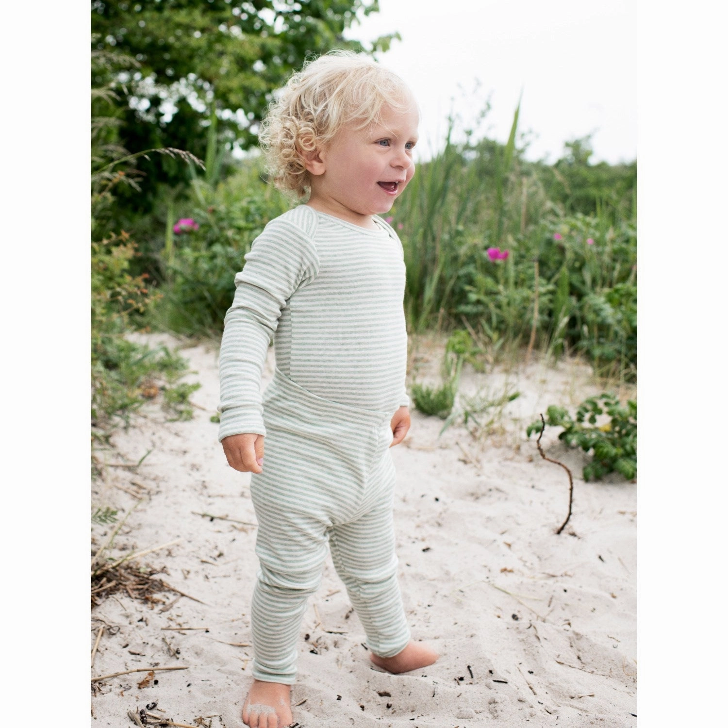 Seamless Design Holiday Outfit Serendipity Jade/Offwhite Baby Leggings Stripe