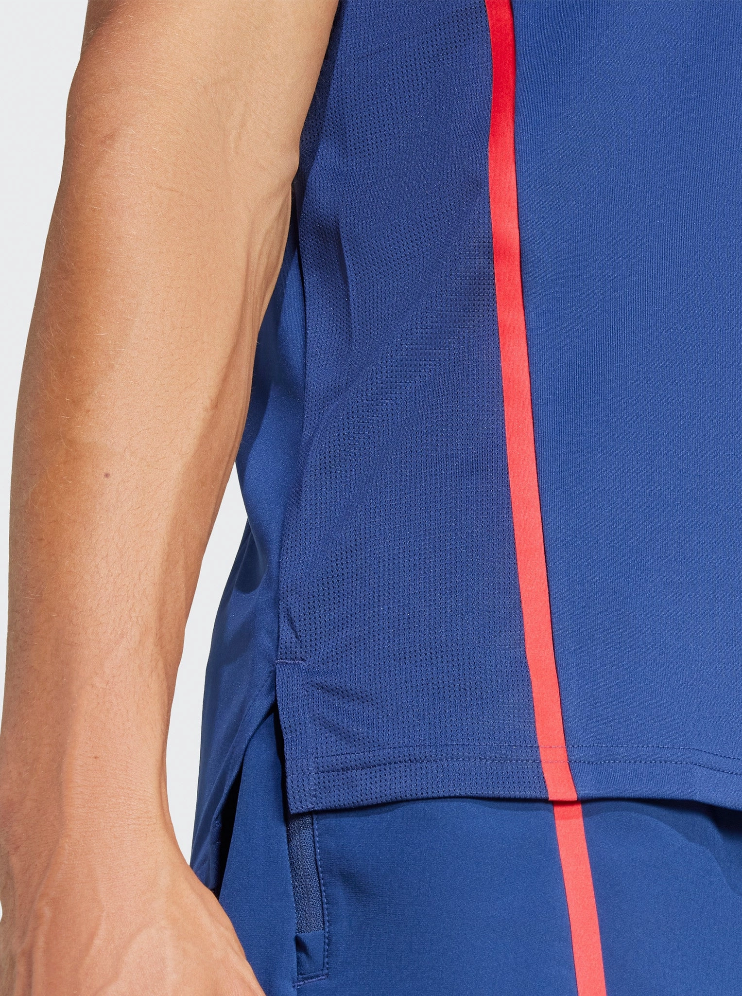 Designed-for-Training Legacy T-Shirt Simple Yet Elegant Classic Smart