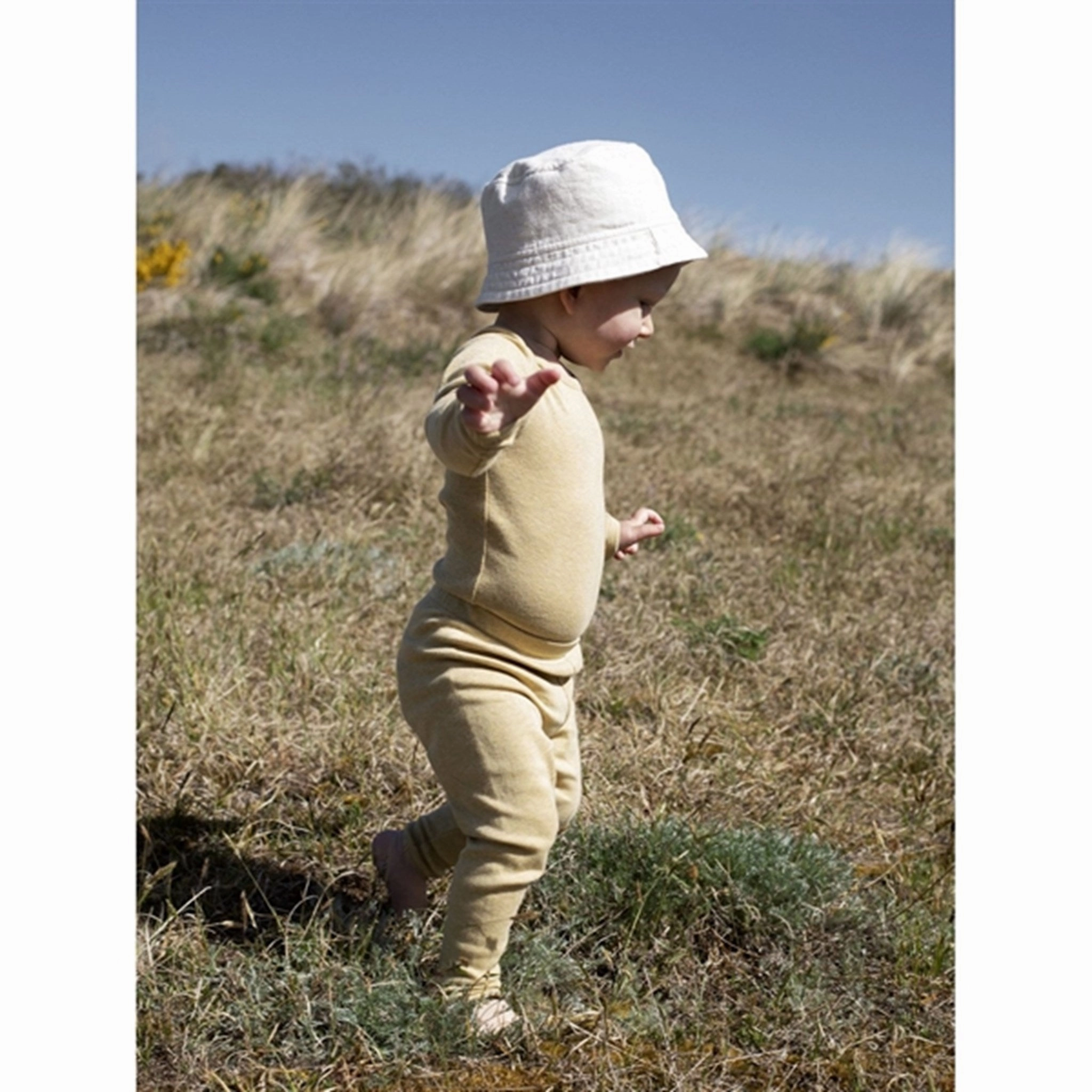 Perfect Design Yoga Class Comfort Seeker Serendipity Chamomile Baby Leggings