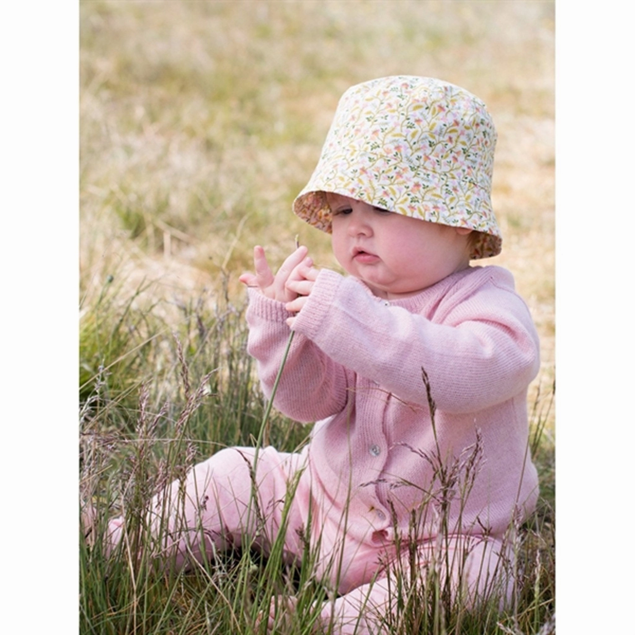 Serendipity Rosebud Baby Leggings Beginner Level Seamless Design For Adults City Walk