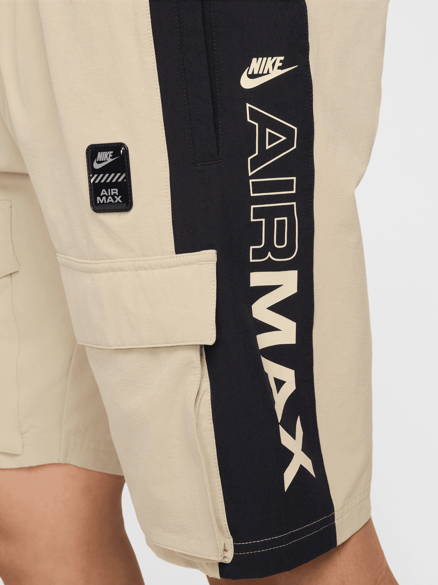 Air Max Woven Men's Cargo Shorts tropical style