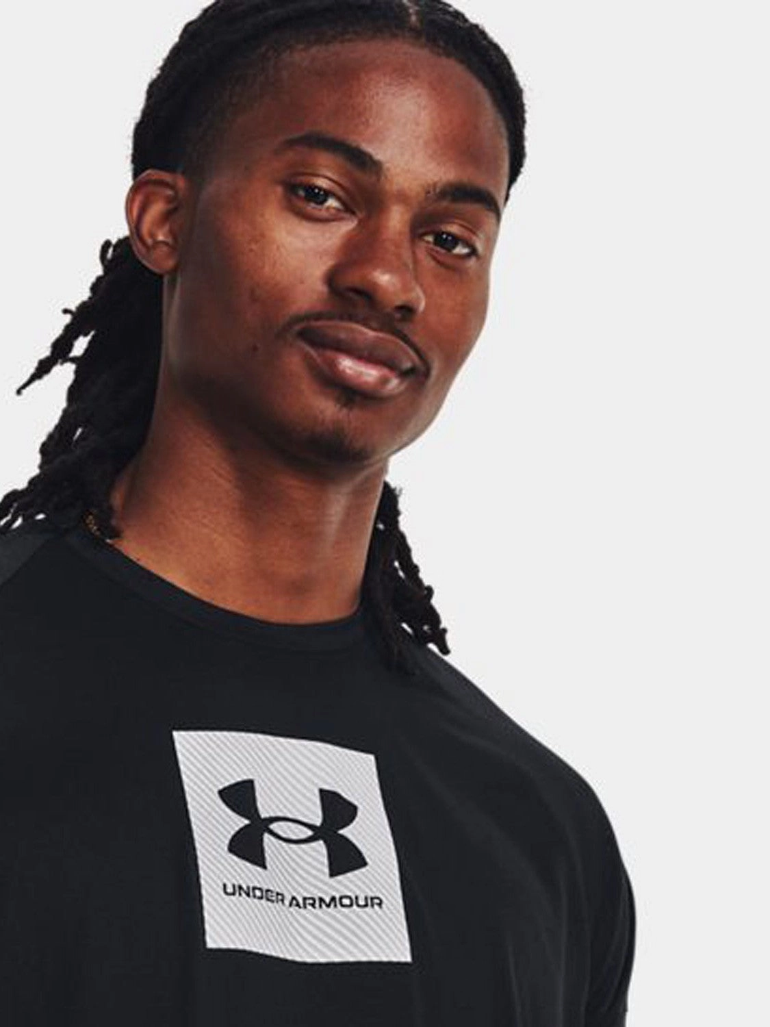 Soft and Light Bright Color Tech Print Fill Short Sleeve