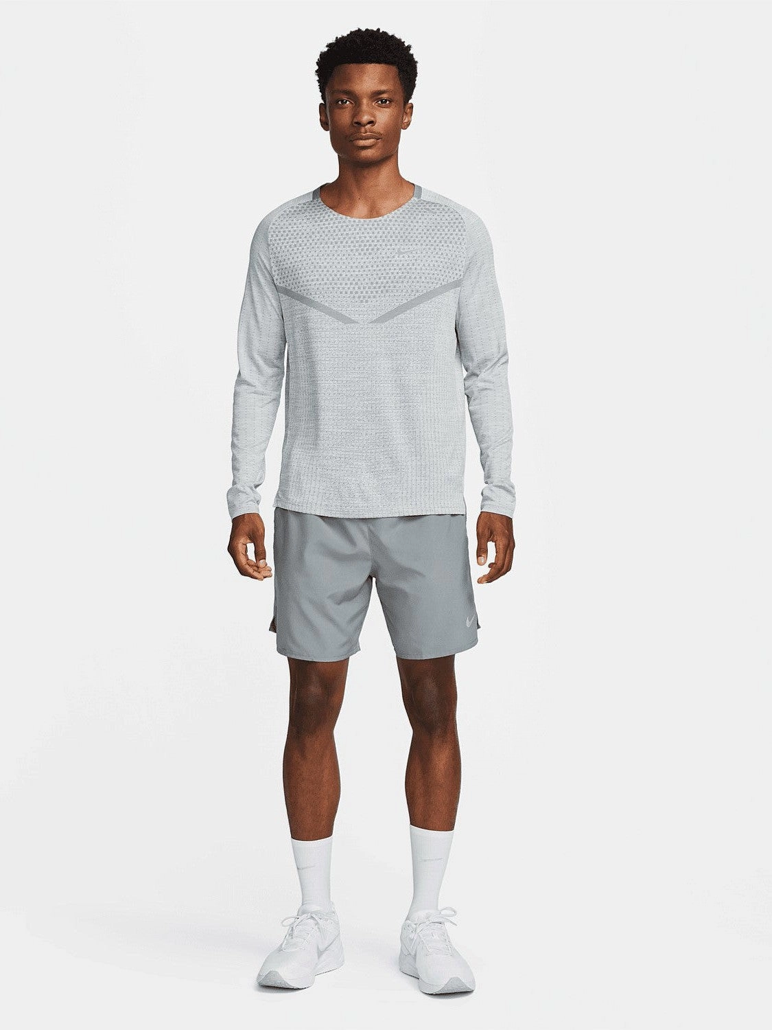 Challenger Dri-FIT Running Shorts stretchy design Light Stretch