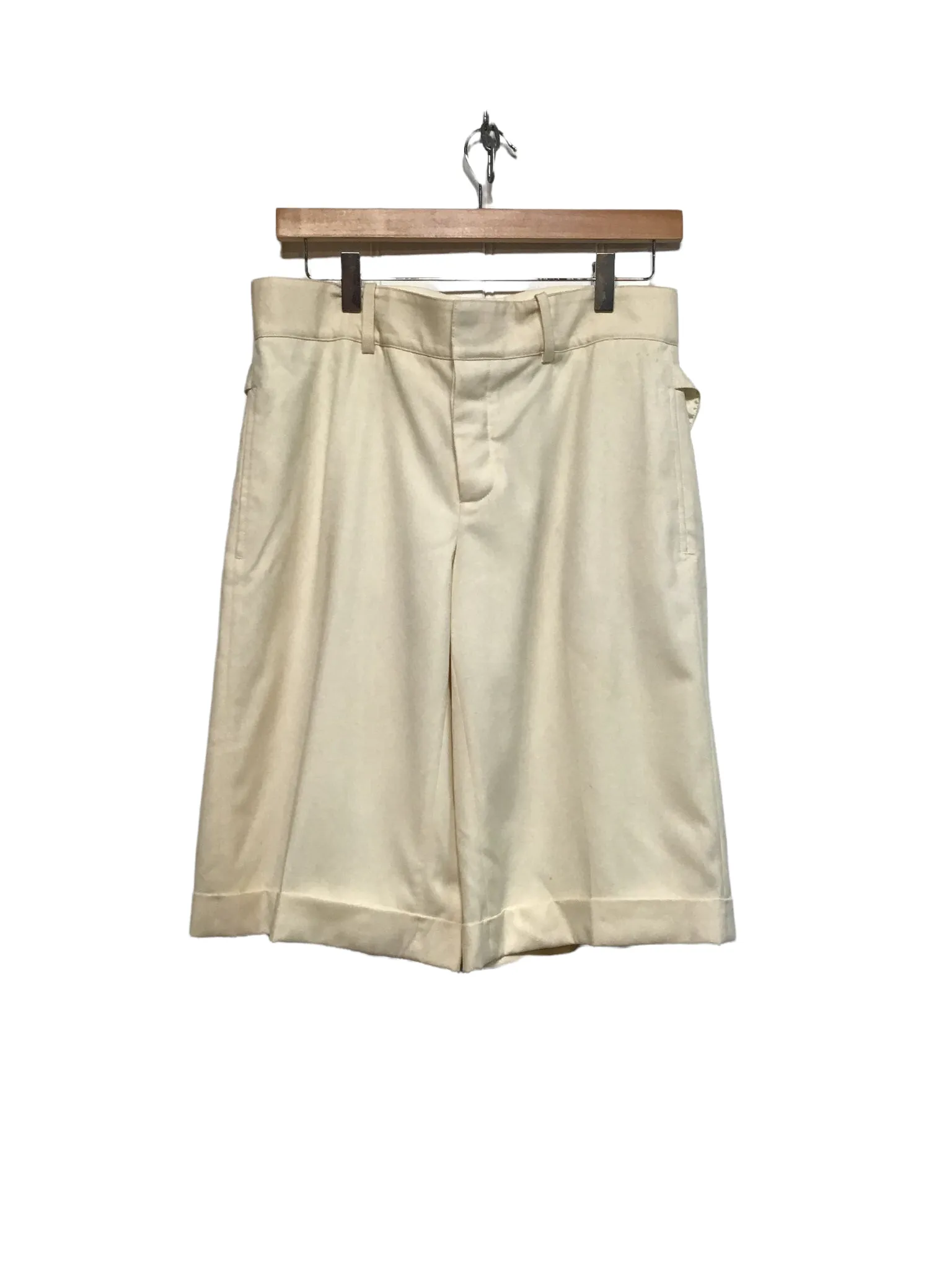 Ralph Lauren Cream Shorts (Size M/L) Quick Evaporation Fabric Playful Style