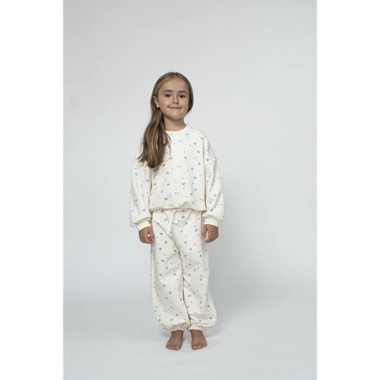 Sofie Schnoor Antique White Sweatpants Lightweight Frame Structure