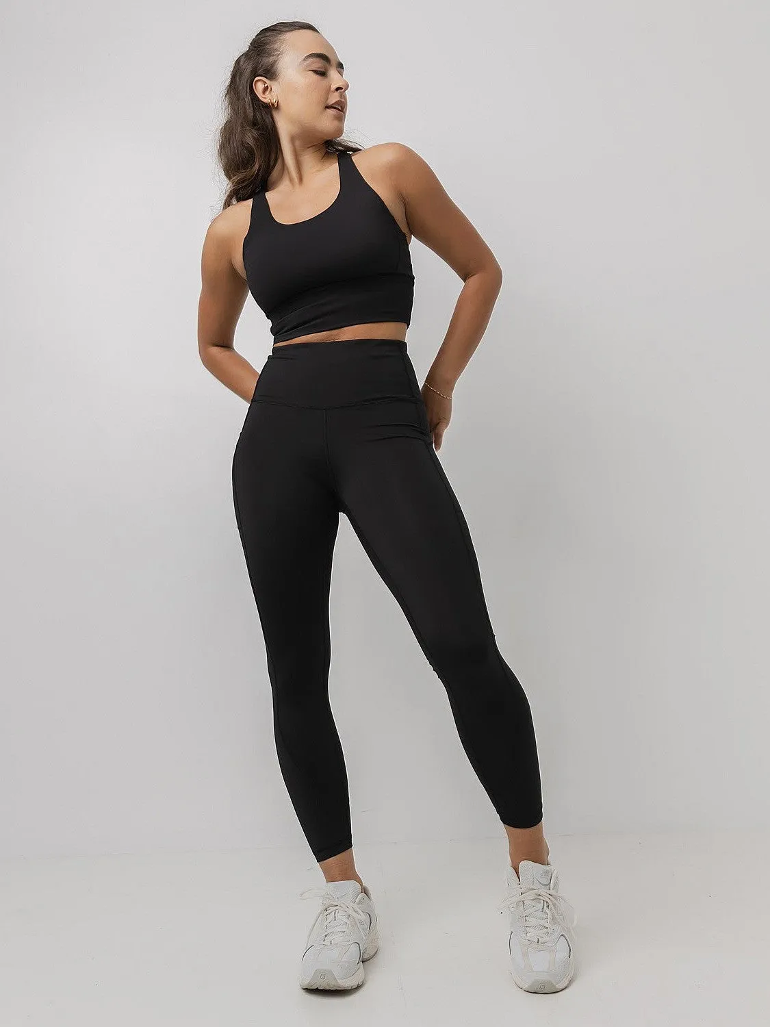 Energy 7/8 Tight In Black Quick Release Moisture Management