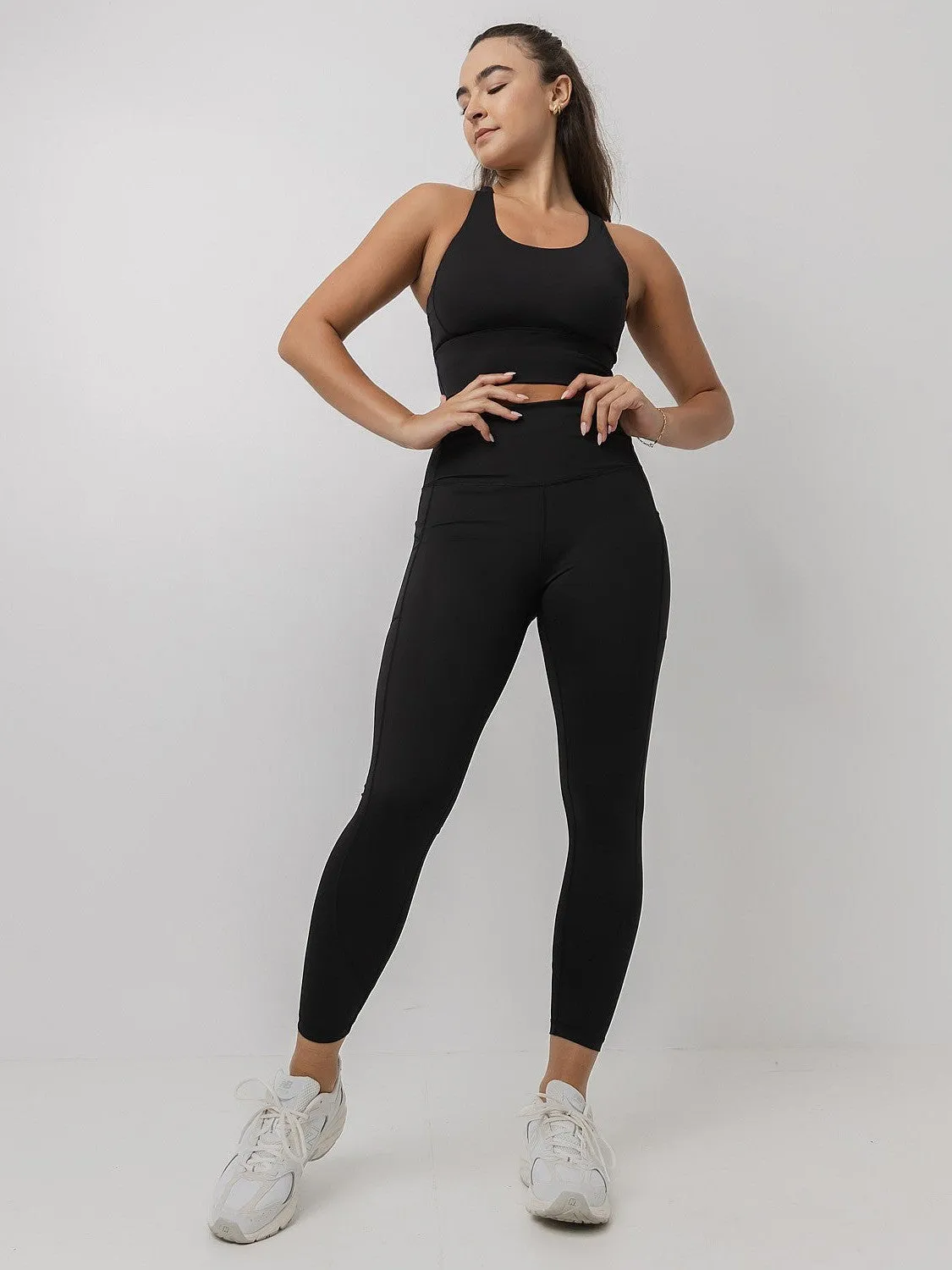 Energy 7/8 Tight In Black Temperature Regulating Fabric