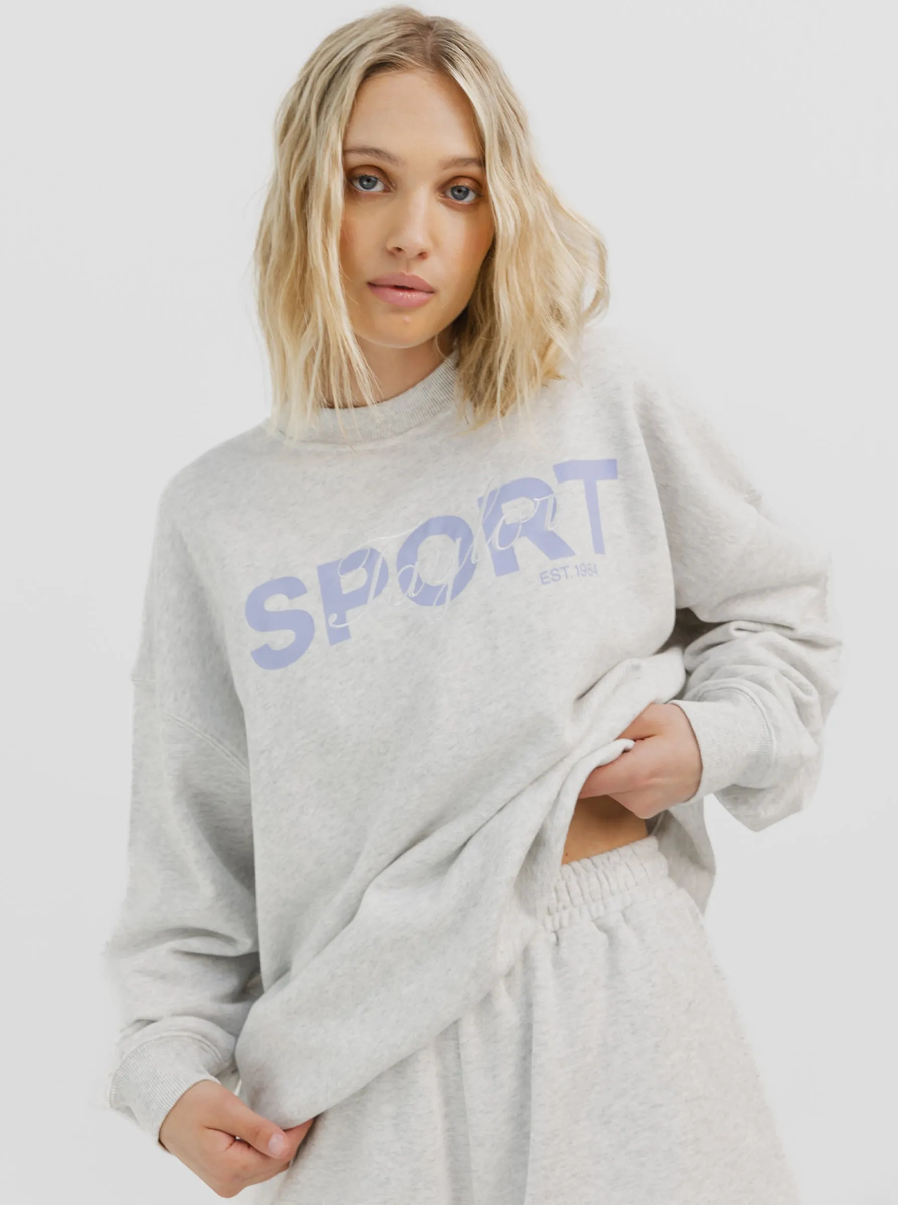 Gothic style work environment Heritage Crew In Snow Marle