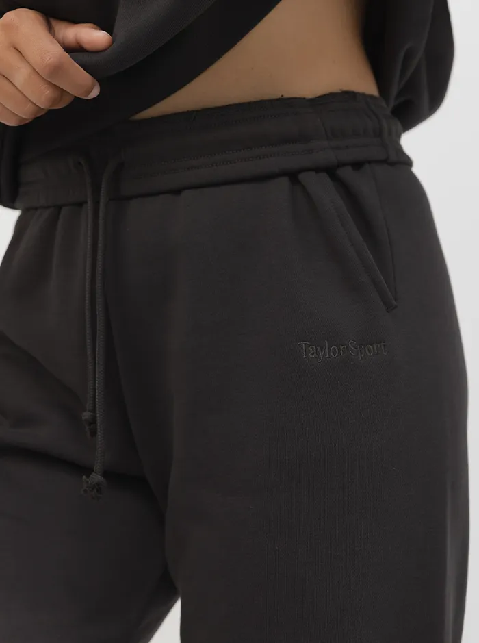 Casual Comfort Fit Quick Layer Taylor Trackies In Pepper