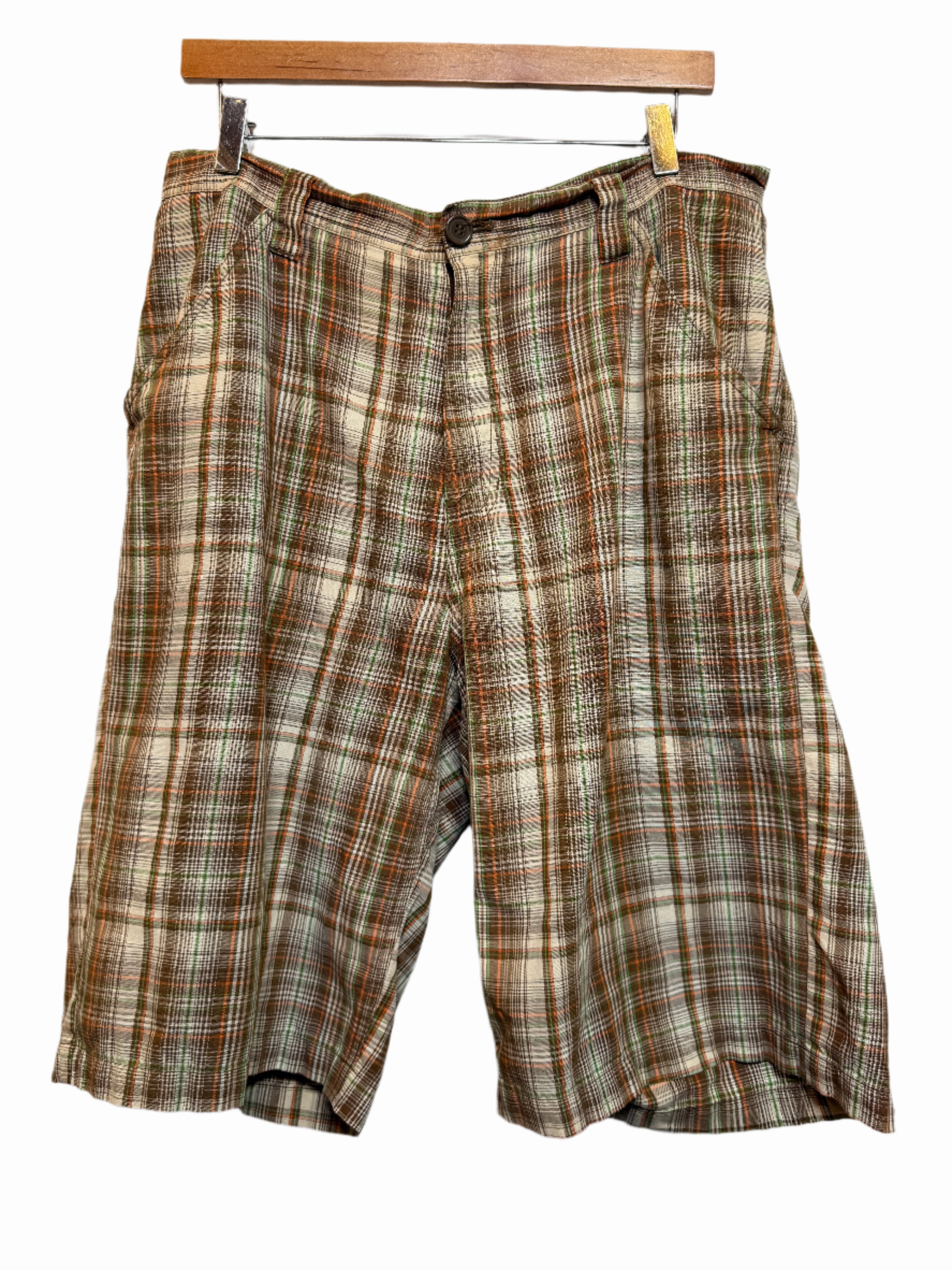 graduation season South Pole Mens Plaid Cargo Shorts (Size XL)