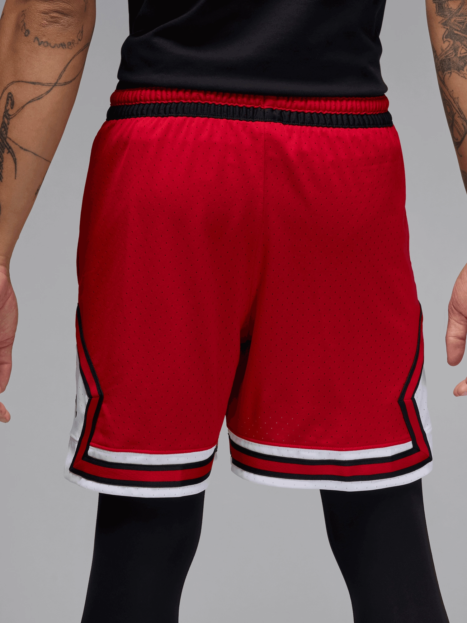 Warm Look Sport Dri-FIT Mesh Diamond Shorts