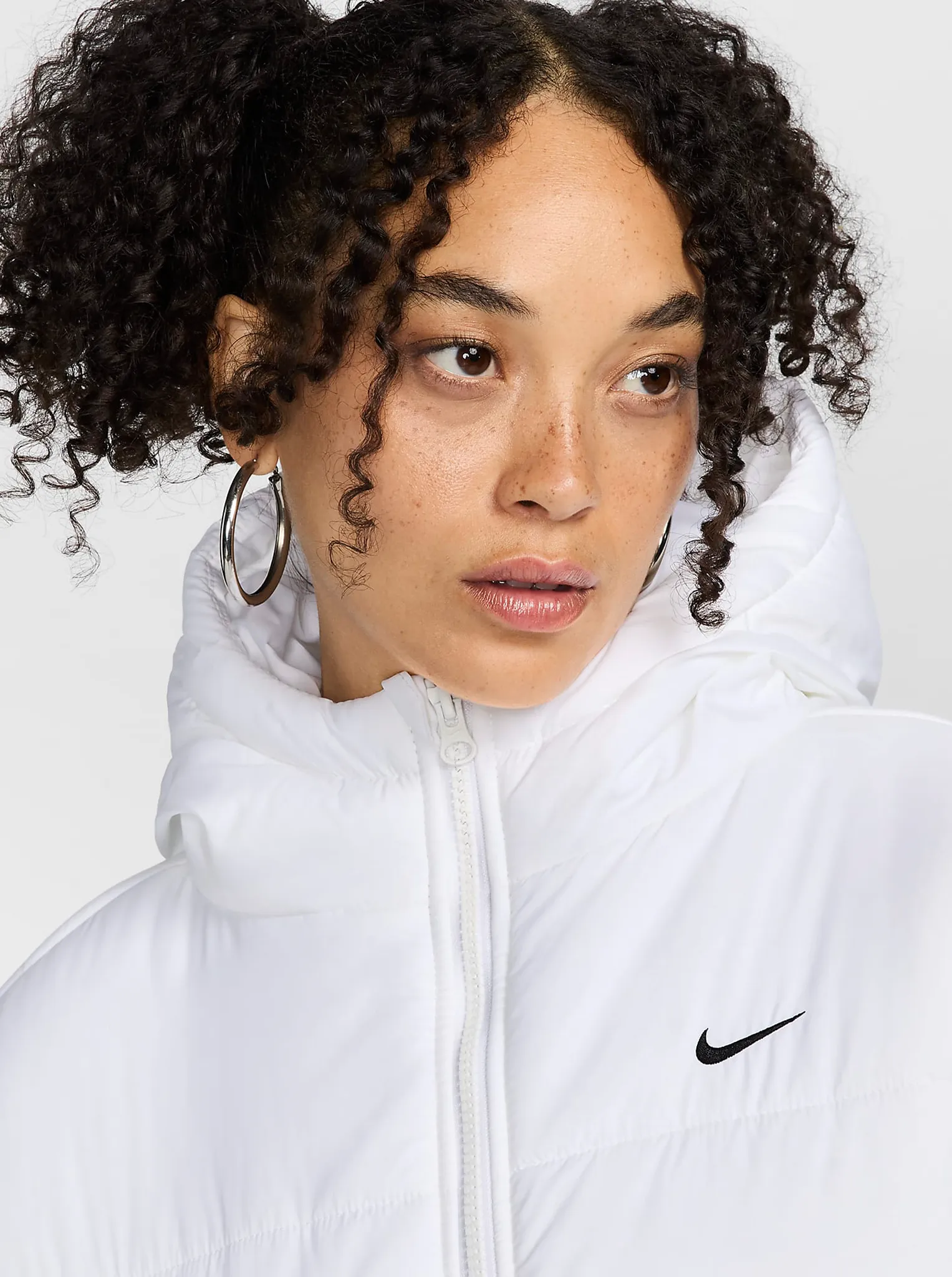 DurableShell NoiseReduced Closure System Sportswear Classic Puffer Therma-FIT Loose Hooded Jacket