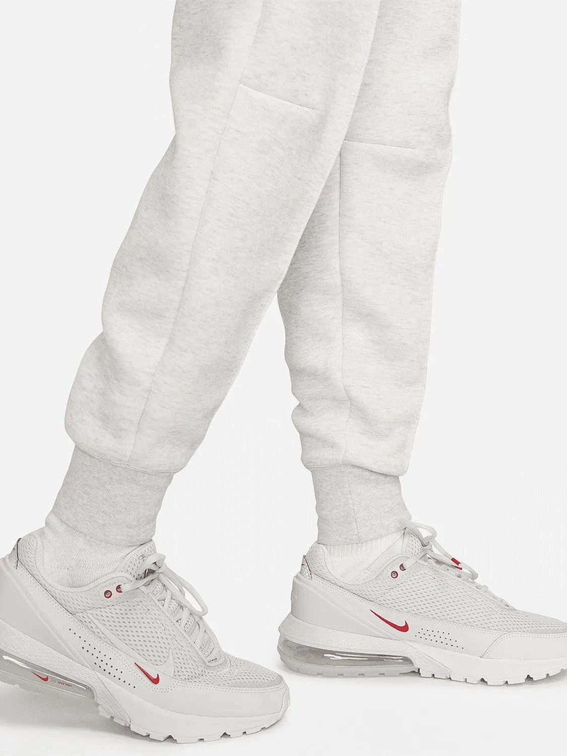 Sportswear Tech Fleece Mid-Rise Jogger Wide-leg cut