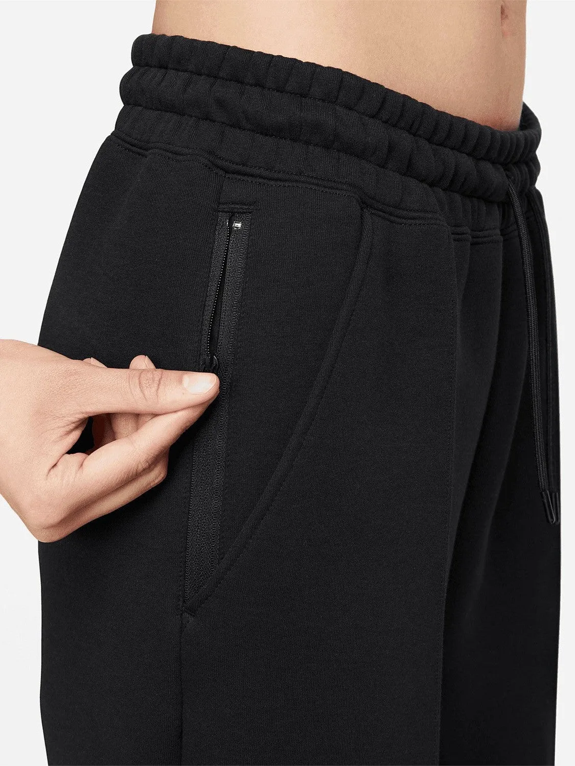 Stay Dry Sportswear Tech Fleece Mid-Rise Jogger
