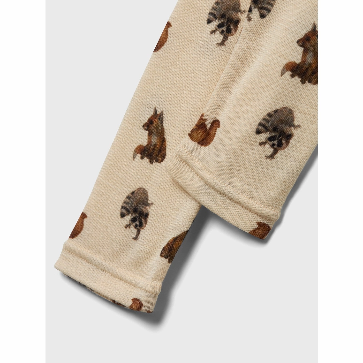 Lil'Atelier Sandshell Nimo Slim Wool/Modal Leggings AOP Lightweight texture