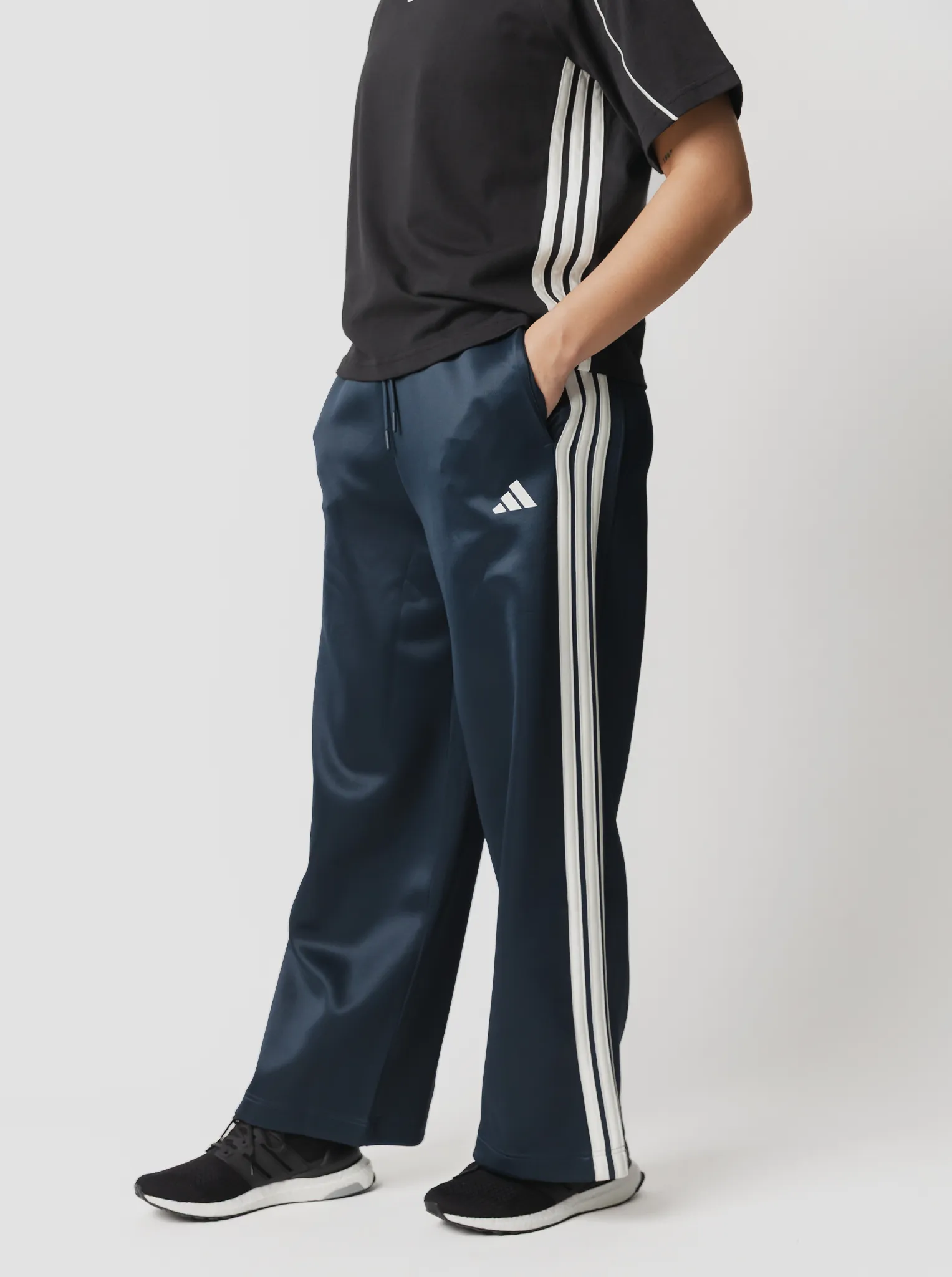 Comfortable Design Stadium 3-Stripes Track Pants