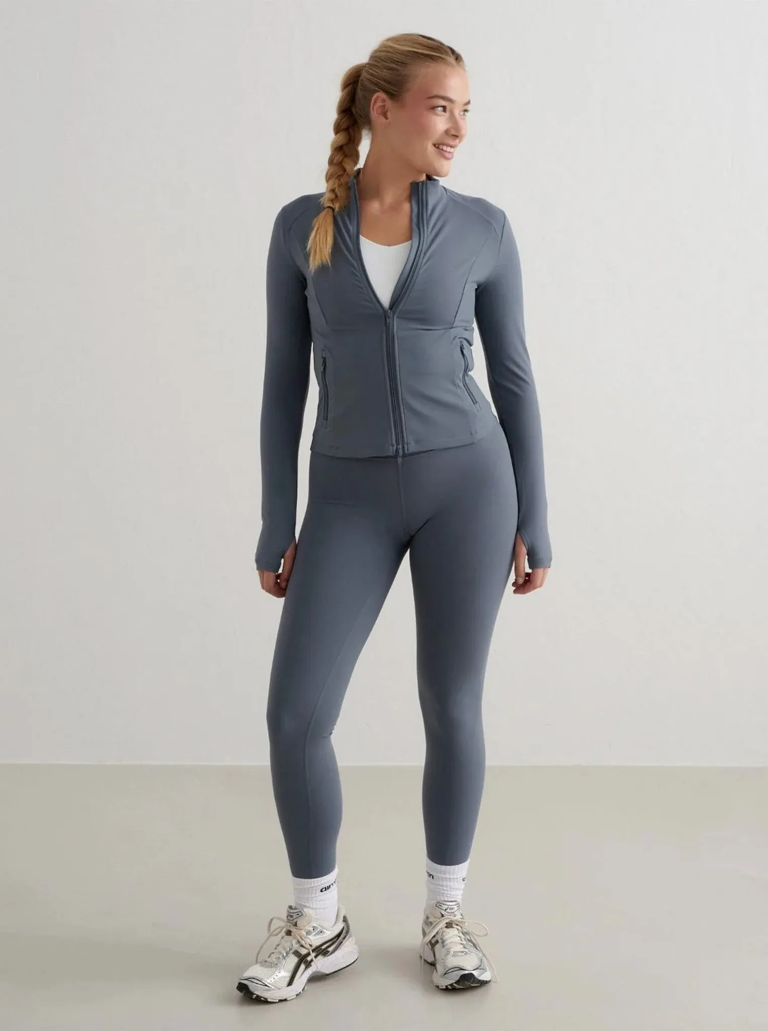 Stormy Blue Sense Zip Jacket Multi Pocket System Prayer