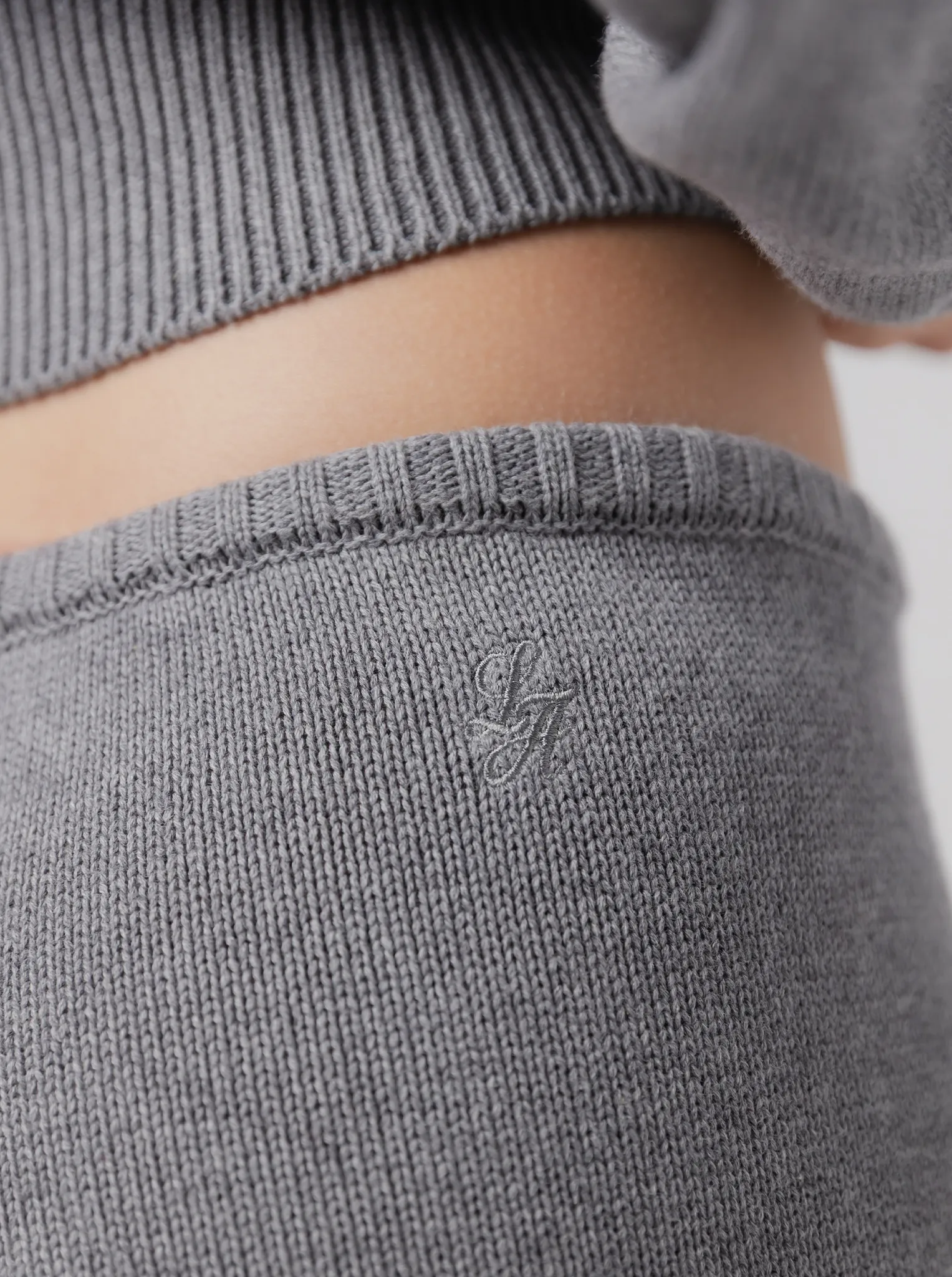 Recycled Polyester Airy Feel Beverly Knit Pant