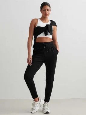 Flexible Fit Black Comfy Sweatpants