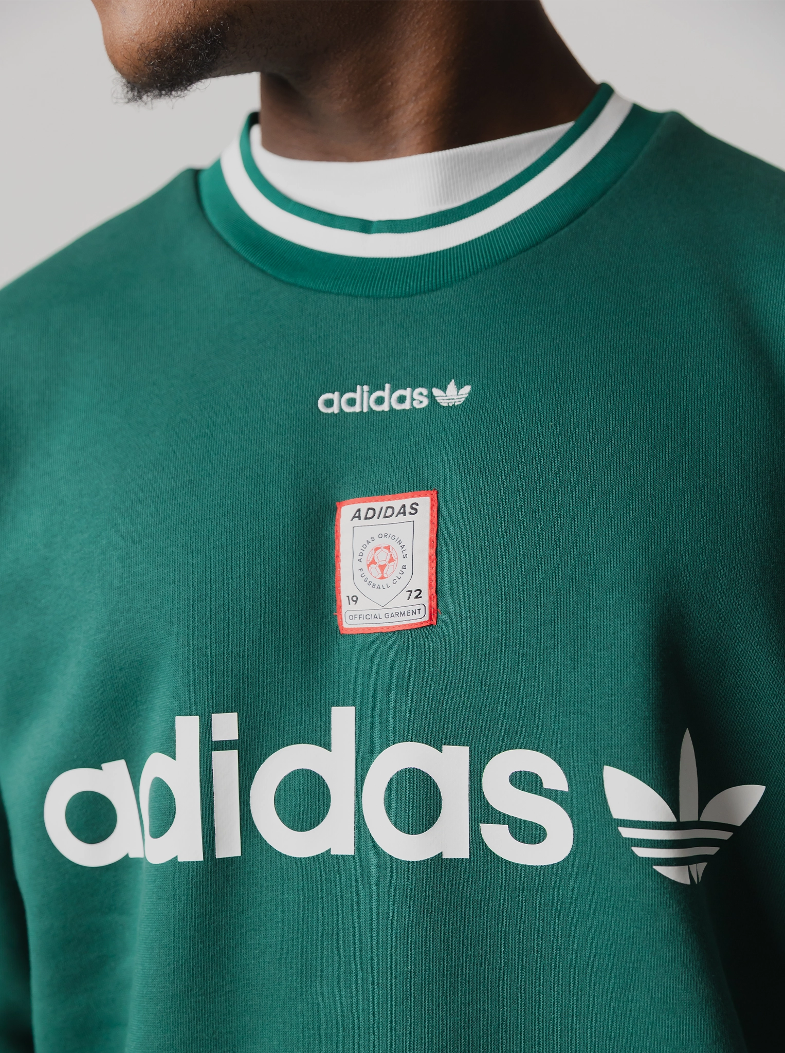 Badge Crewneck Sweatshirt Dromedary like Branded Look