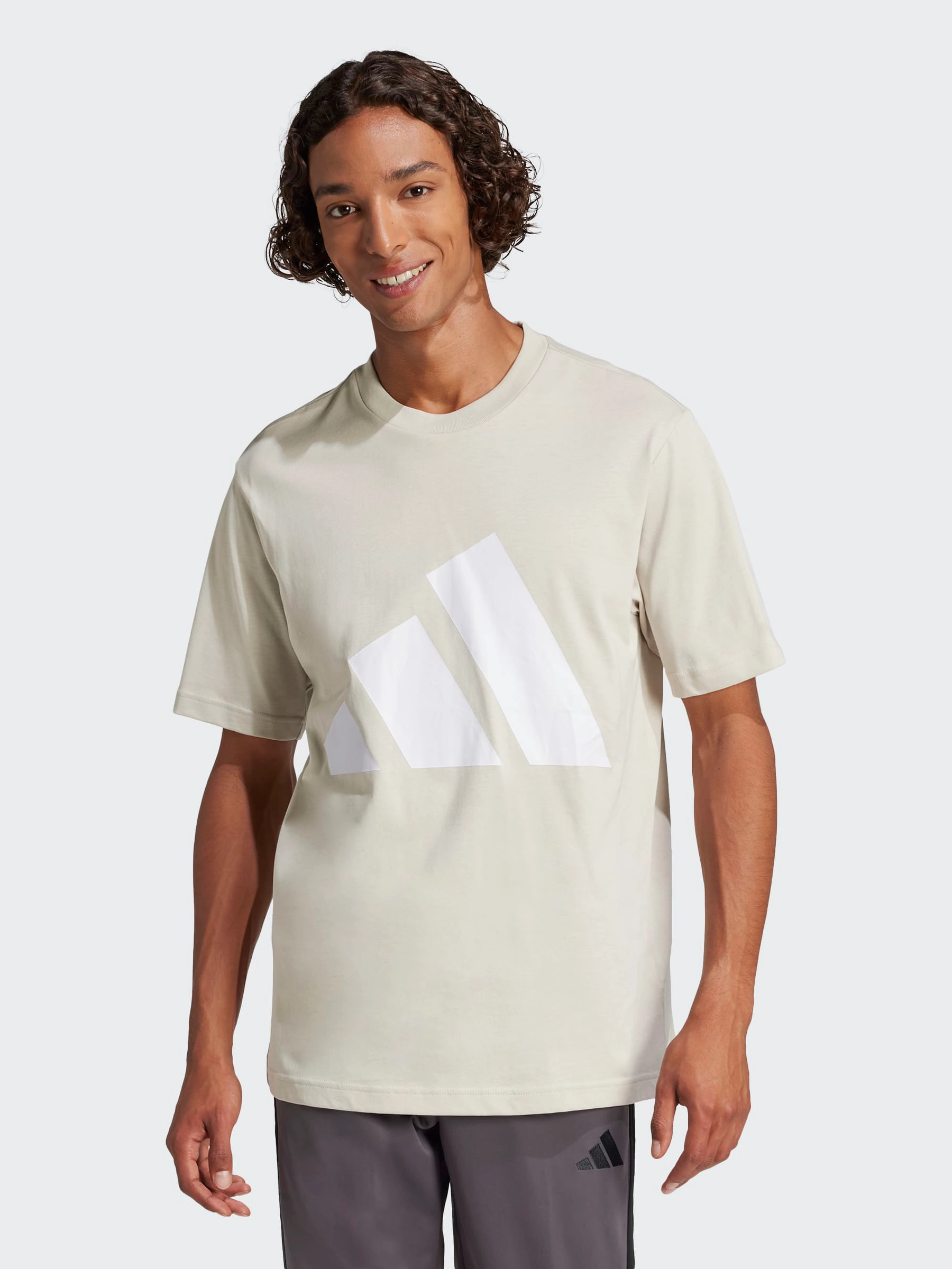 Essentials Big Logo Single Jersey T-Shirt winter warmth