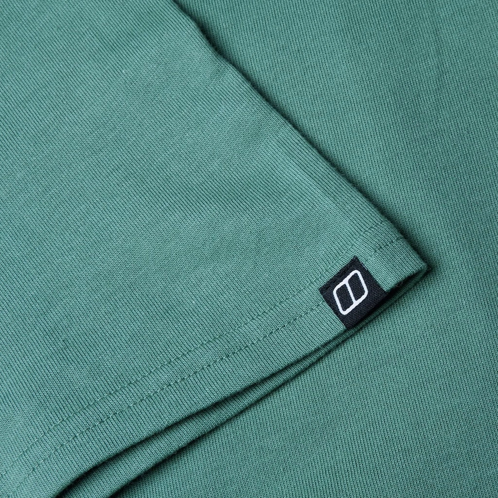 Berghaus Class XL Logo T-Shirt Men Sustainable Fibers Cozy Wearable