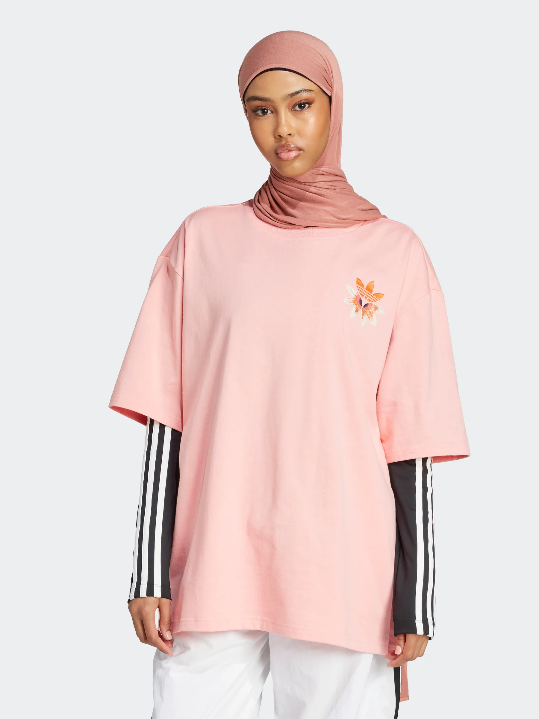 Fashionable Look Comfy Essentials Wear Summer Glow Graphic T-Shirt