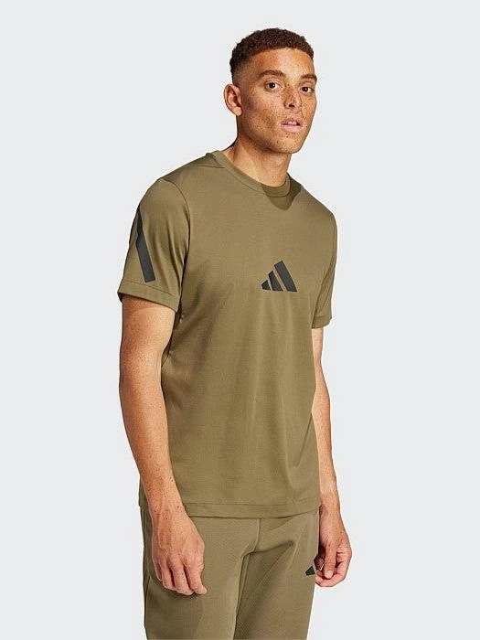 Outdoor Outfit Style ReinforcedShoulderPanels Z.N.E. T-Shirt