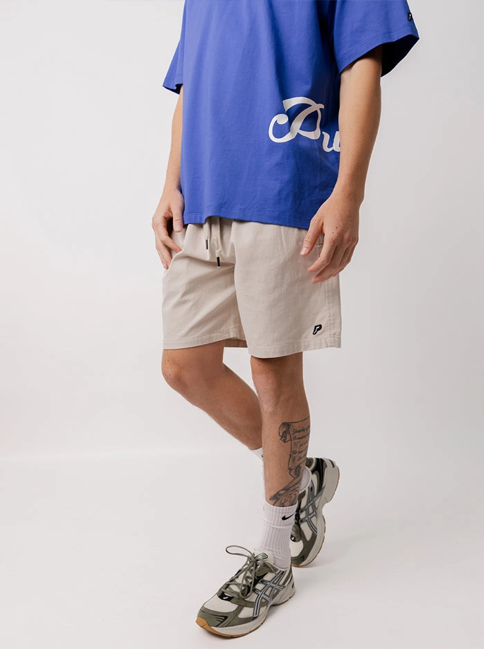 mid-rise shrink - resistant Retreat Shorts in Sand