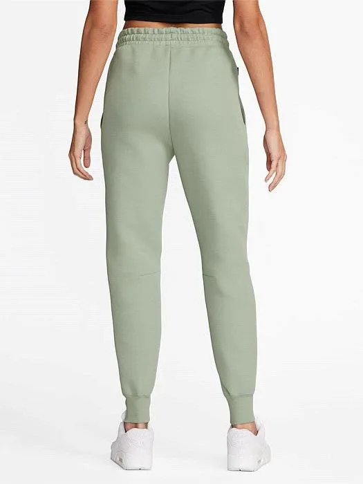 Travel Ready Airy Feel Tech Fleece Mid-Rise Joggers