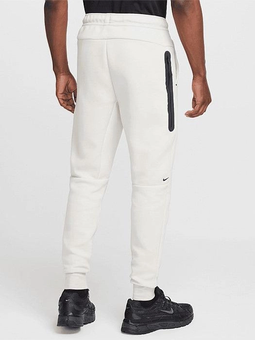 Recycled Polyester Reinforced Knees Tech Fleece Joggers