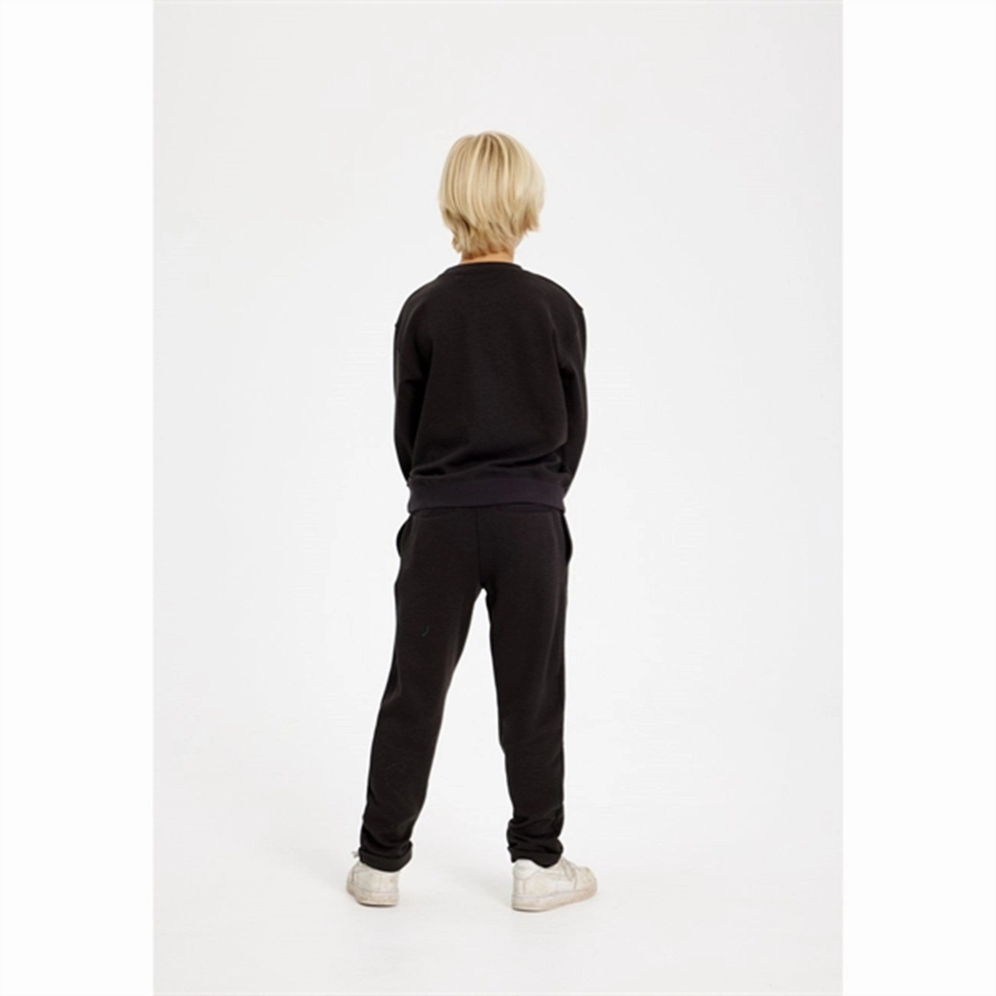 The New Phantom Hulk Sweatpants Tennis Court