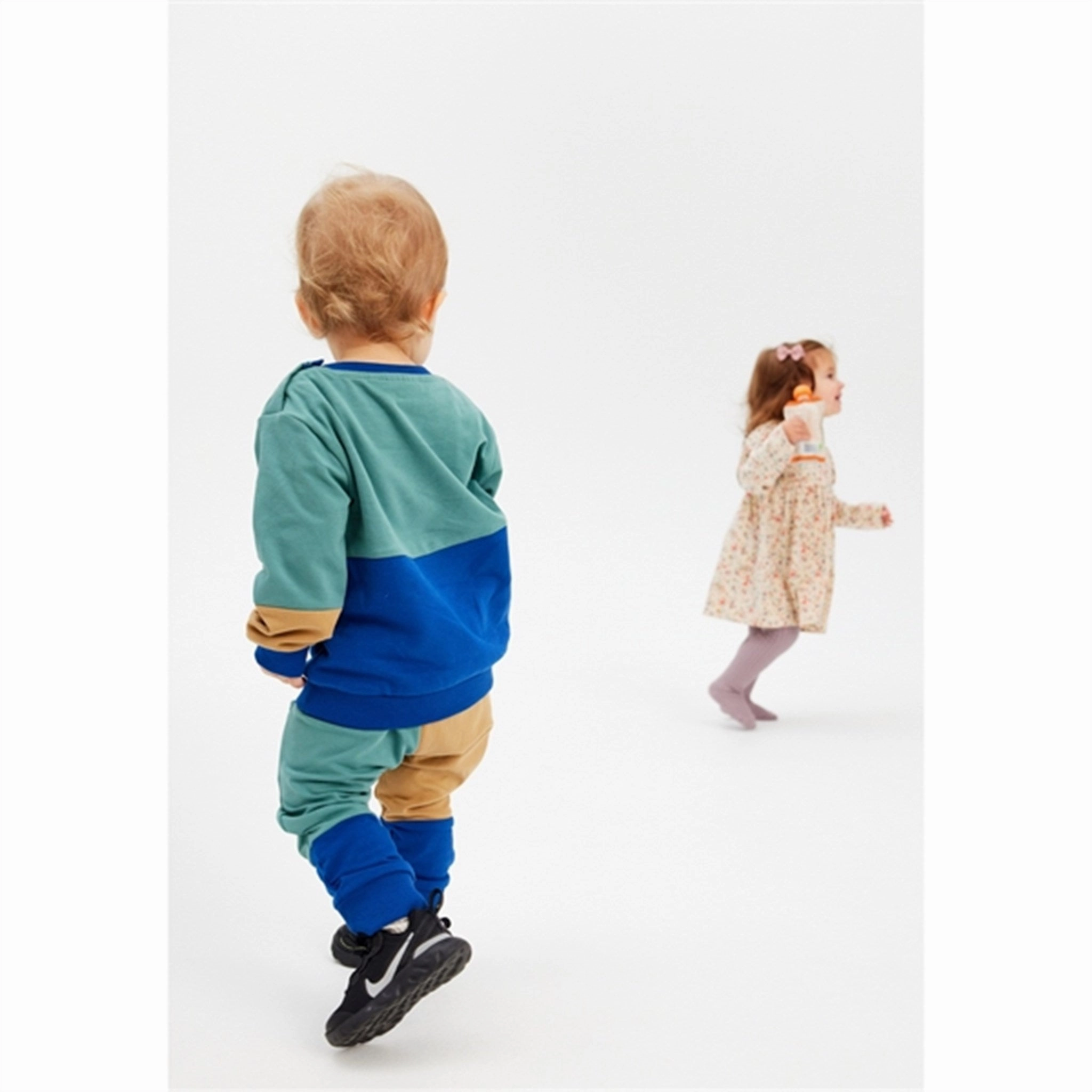 DoubleLayered Insulation AllDay Compression THE NEW Siblings Monaco Blue Iago Sweatpants