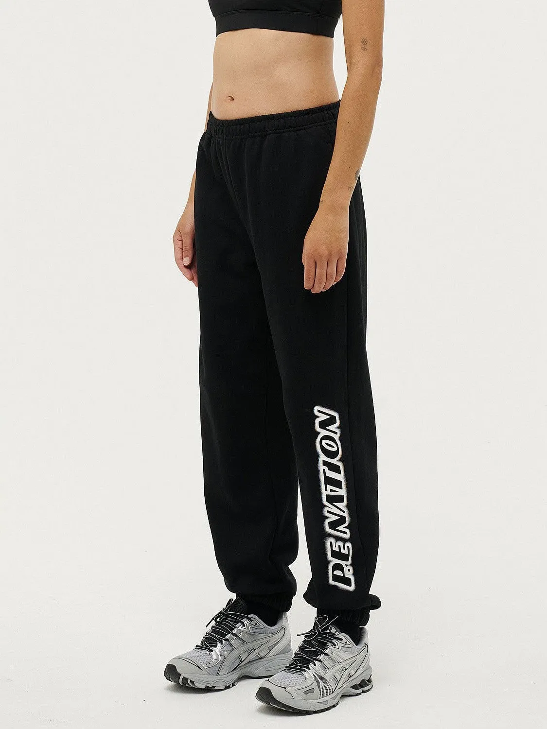 WrinkleFreeFabric Tiebreak Trackpant in Black